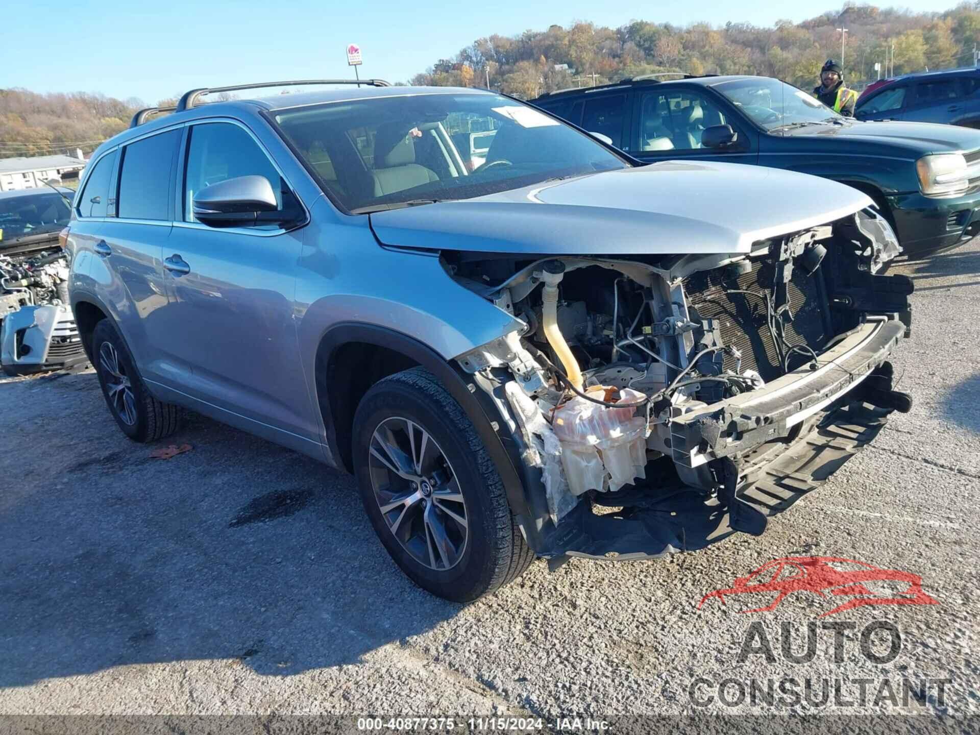 TOYOTA HIGHLANDER 2017 - 5TDZZRFH7HS200526