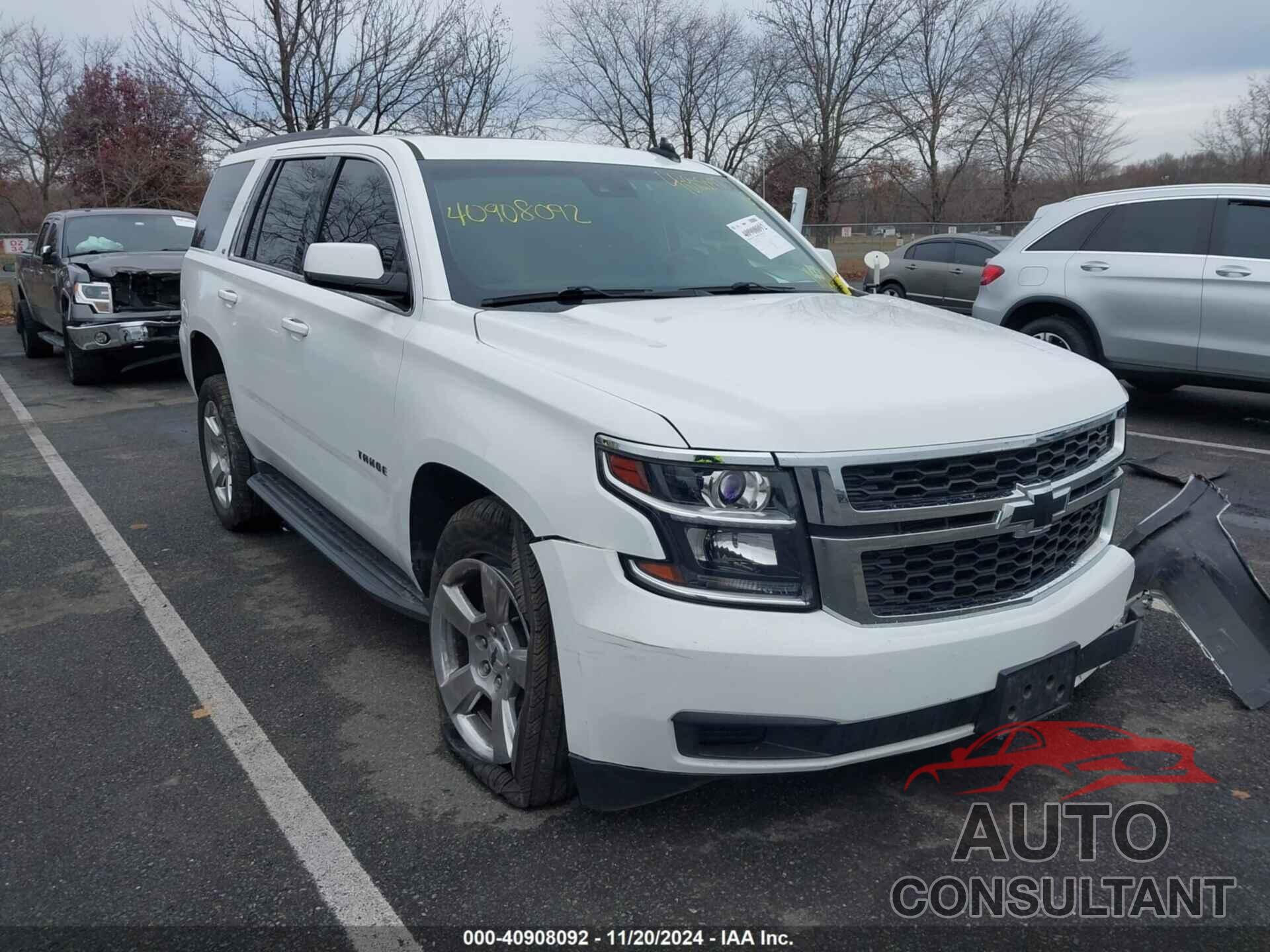 CHEVROLET TAHOE 2017 - 1GNSKBKC9HR258456