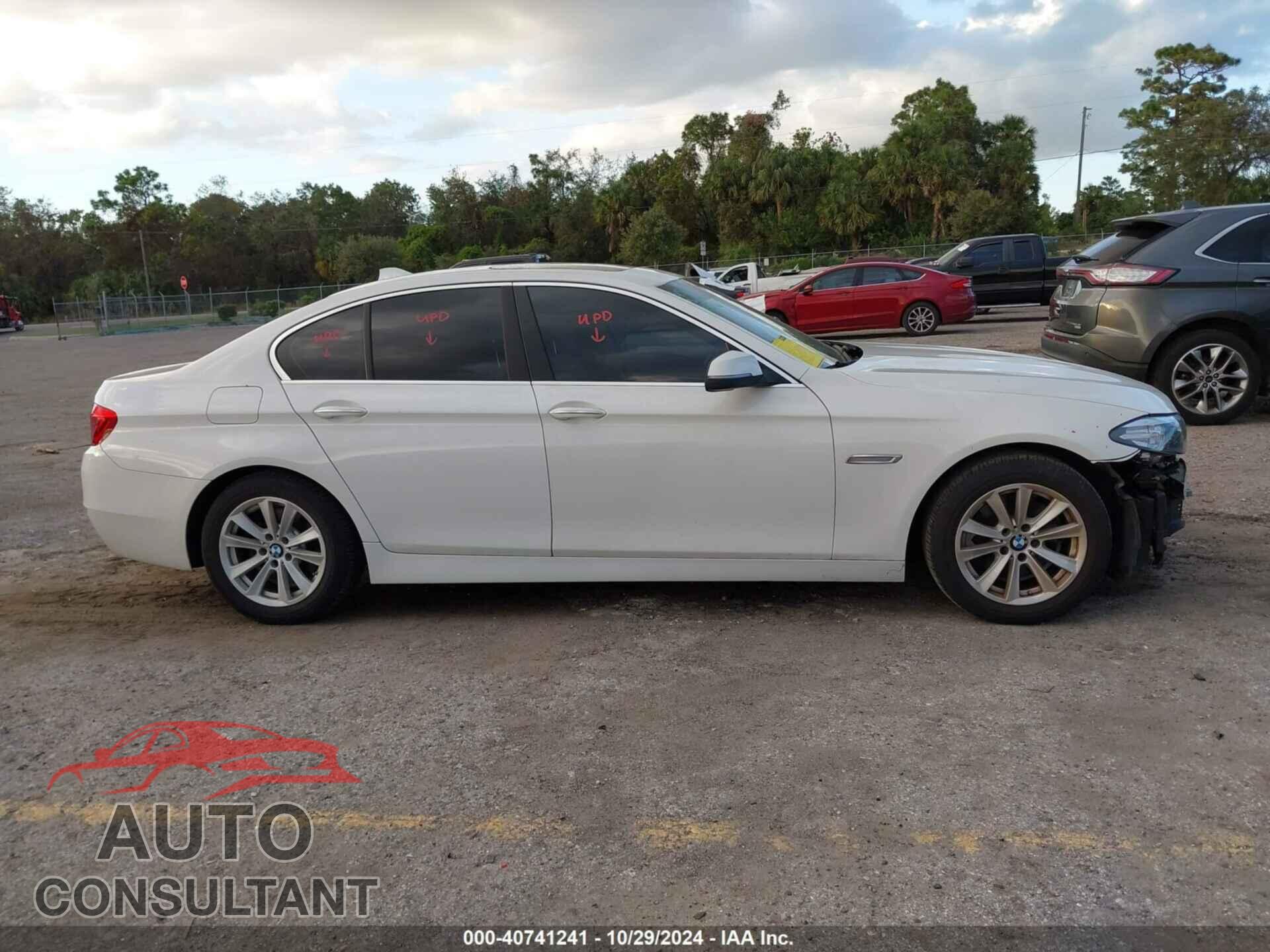 BMW 528I 2014 - WBA5A5C53ED500044