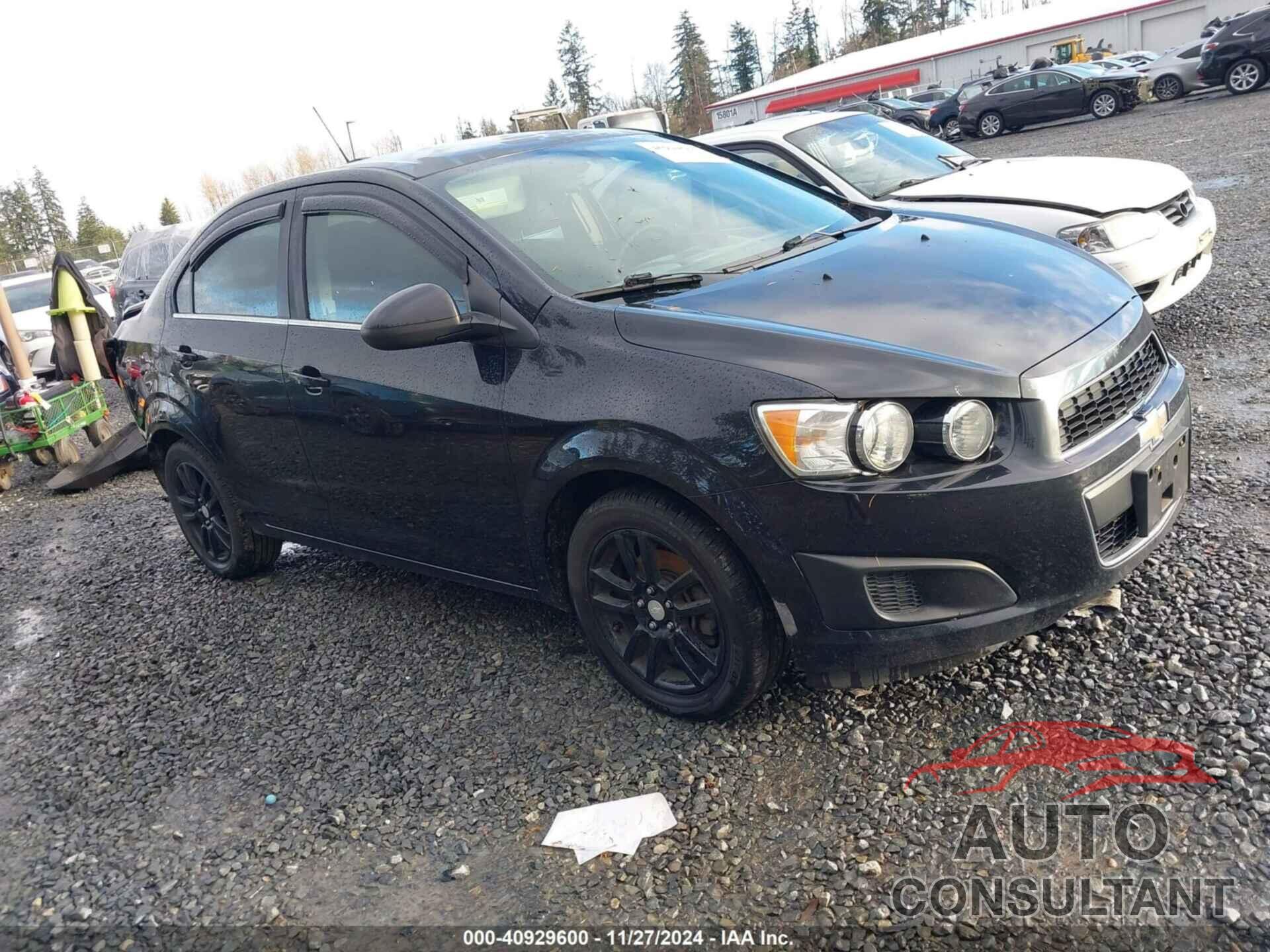 CHEVROLET SONIC 2015 - 1G1JC5SH5F4165466