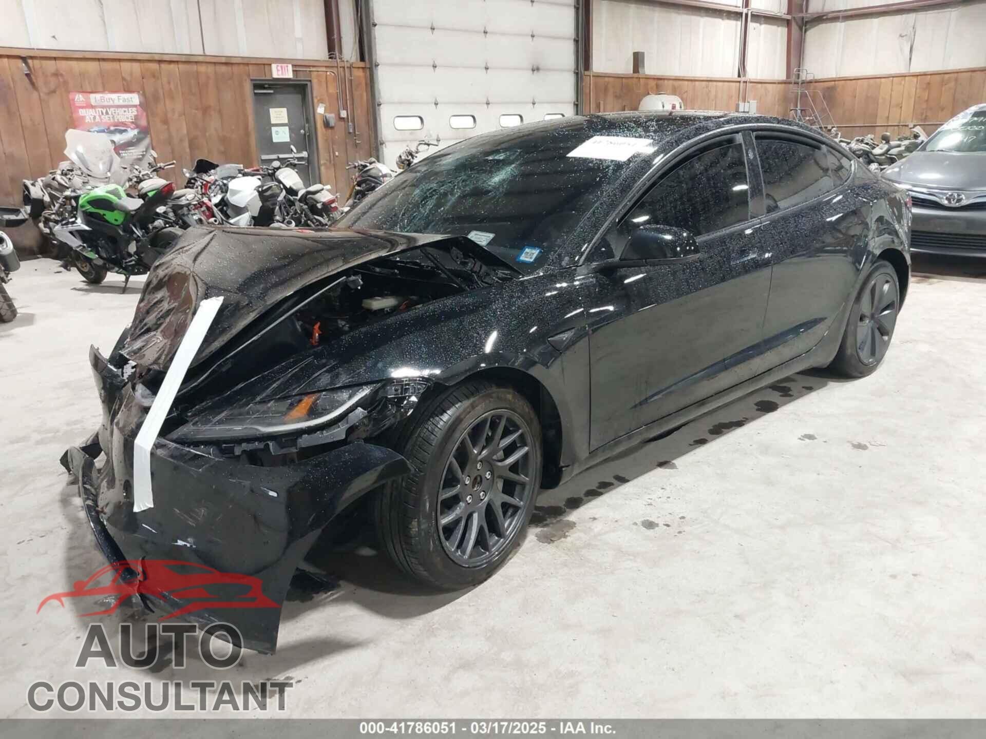 TESLA MODEL 3 2024 - 5YJ3E1EA2RF856579