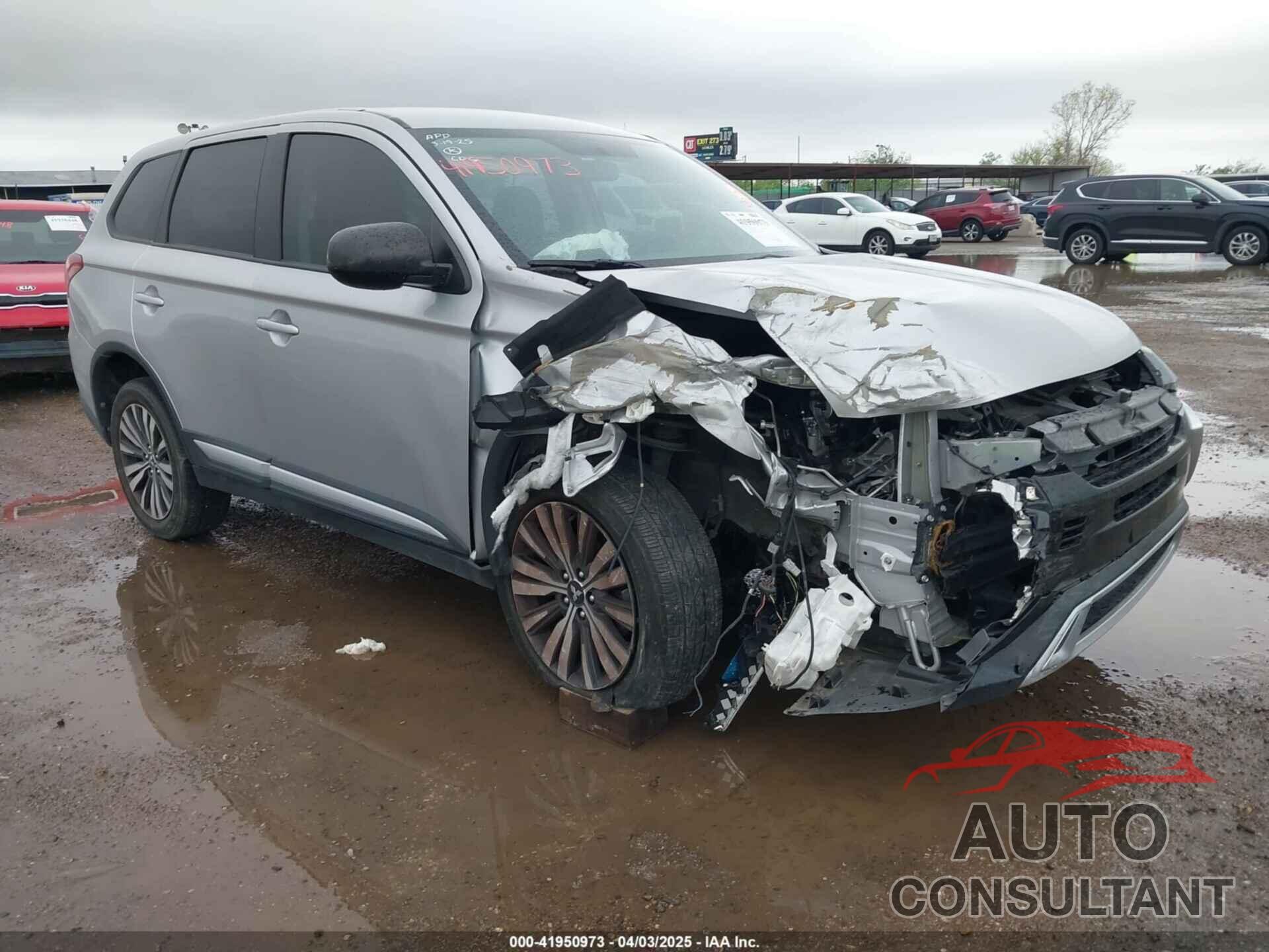 MITSUBISHI OUTLANDER 2019 - JA4AD2A39KJ002267