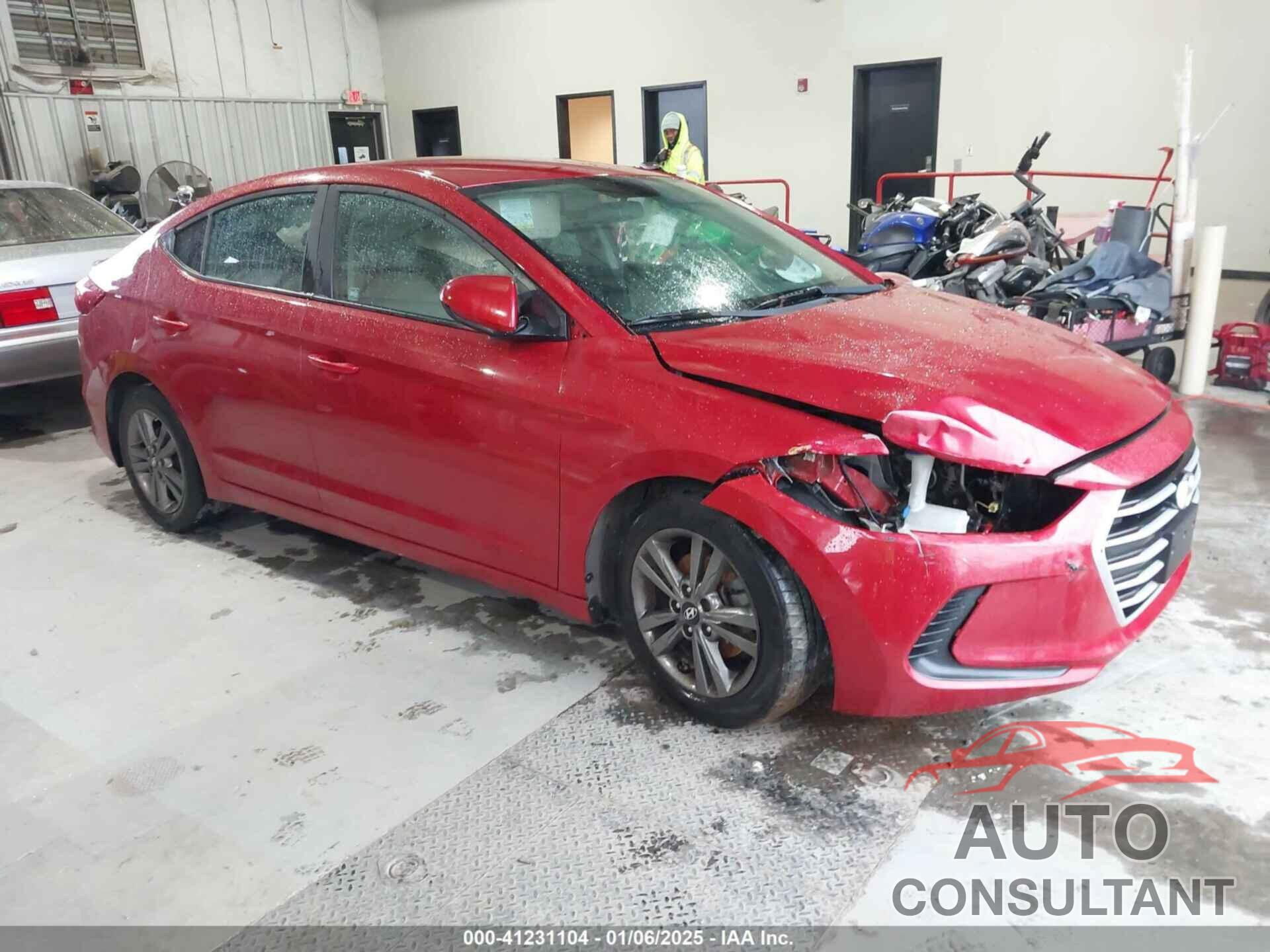 HYUNDAI ELANTRA 2018 - 5NPD84LF4JH214396
