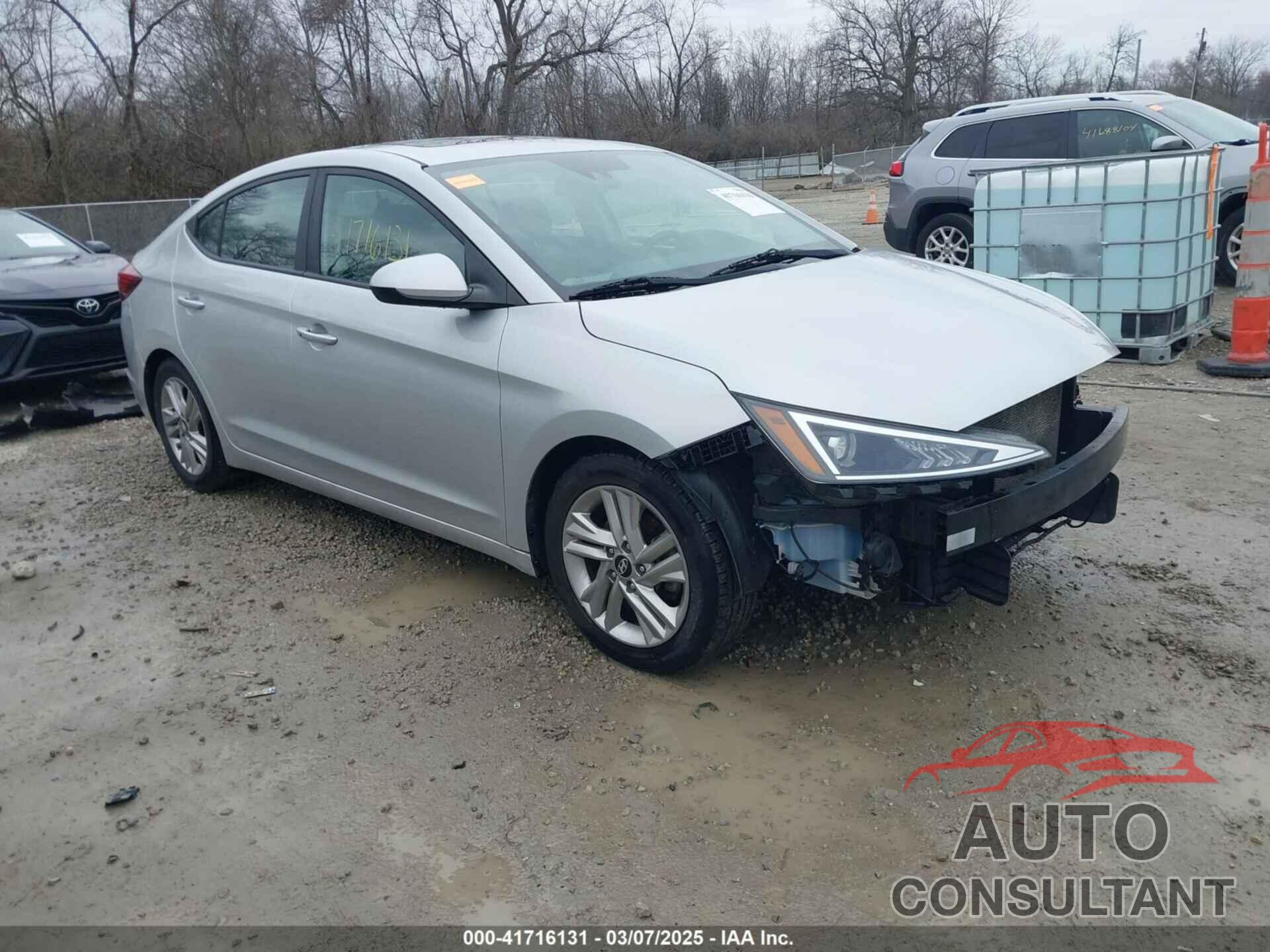 HYUNDAI ELANTRA 2019 - 5NPD84LFXKH439715