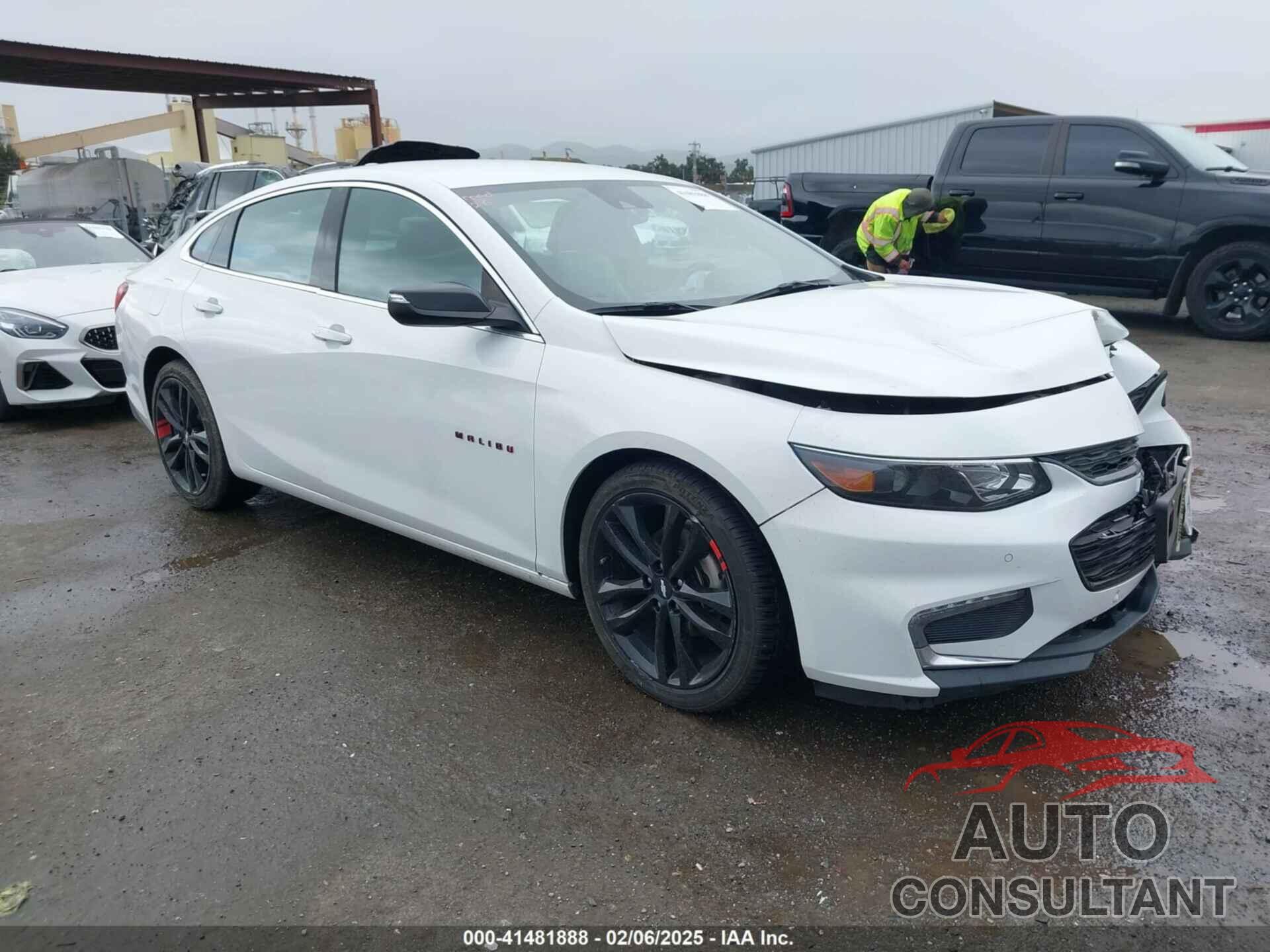 CHEVROLET MALIBU 2018 - 1G1ZD5ST8JF193053