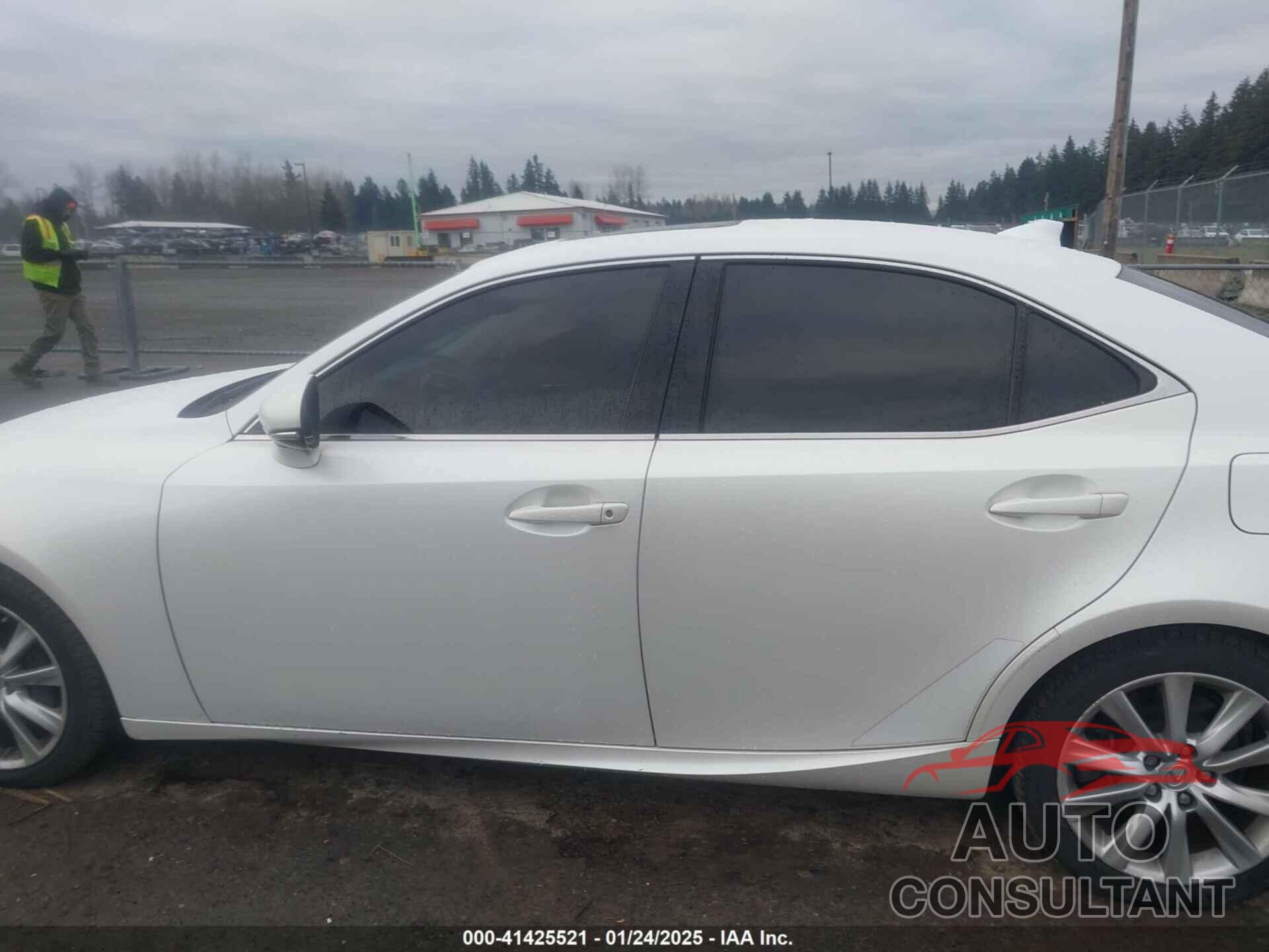 LEXUS IS 200T 2016 - JTHBA1D20G5028688