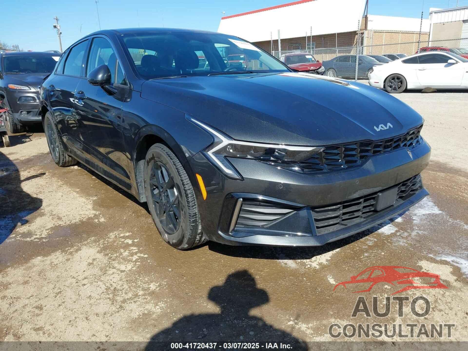 KIA K5 2025 - KNAG24J75S5293487