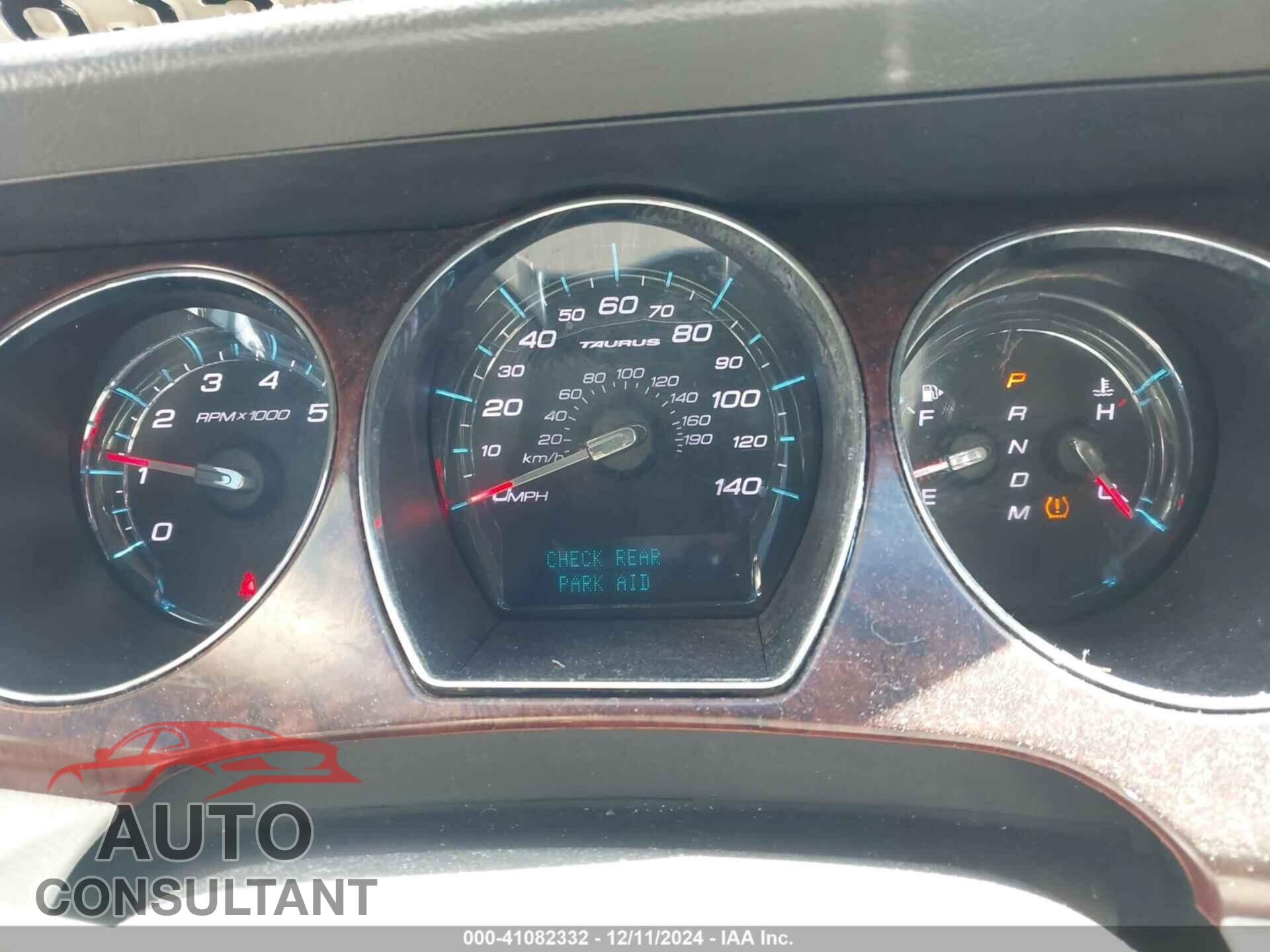 FORD TAURUS 2011 - 1FAHP2FW6BG113831