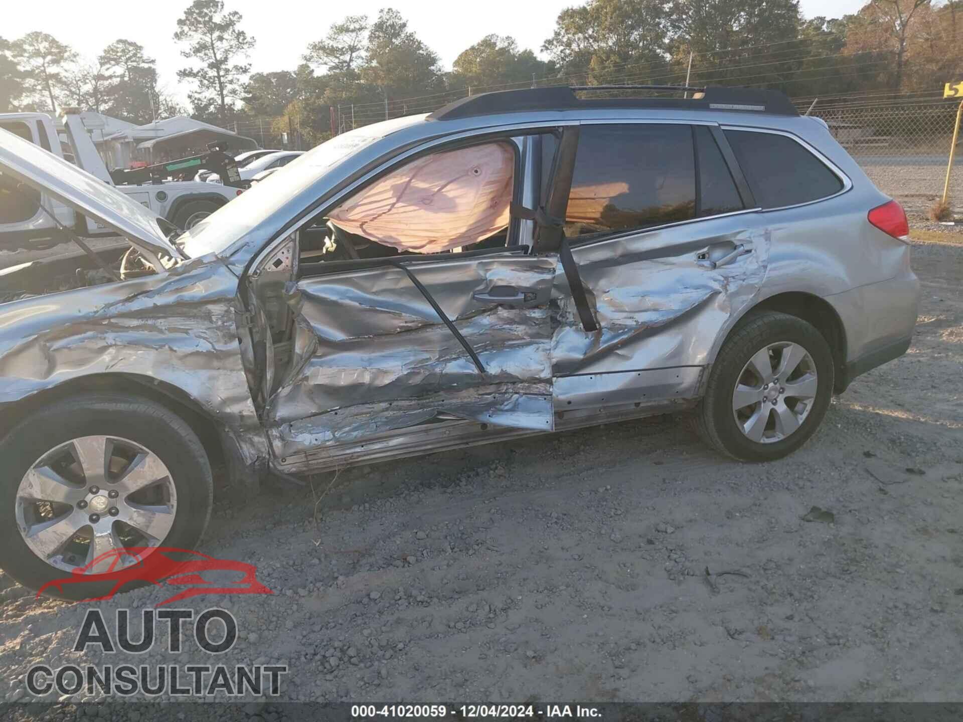 SUBARU OUTBACK 2012 - 4S4BRCCC2C3266477