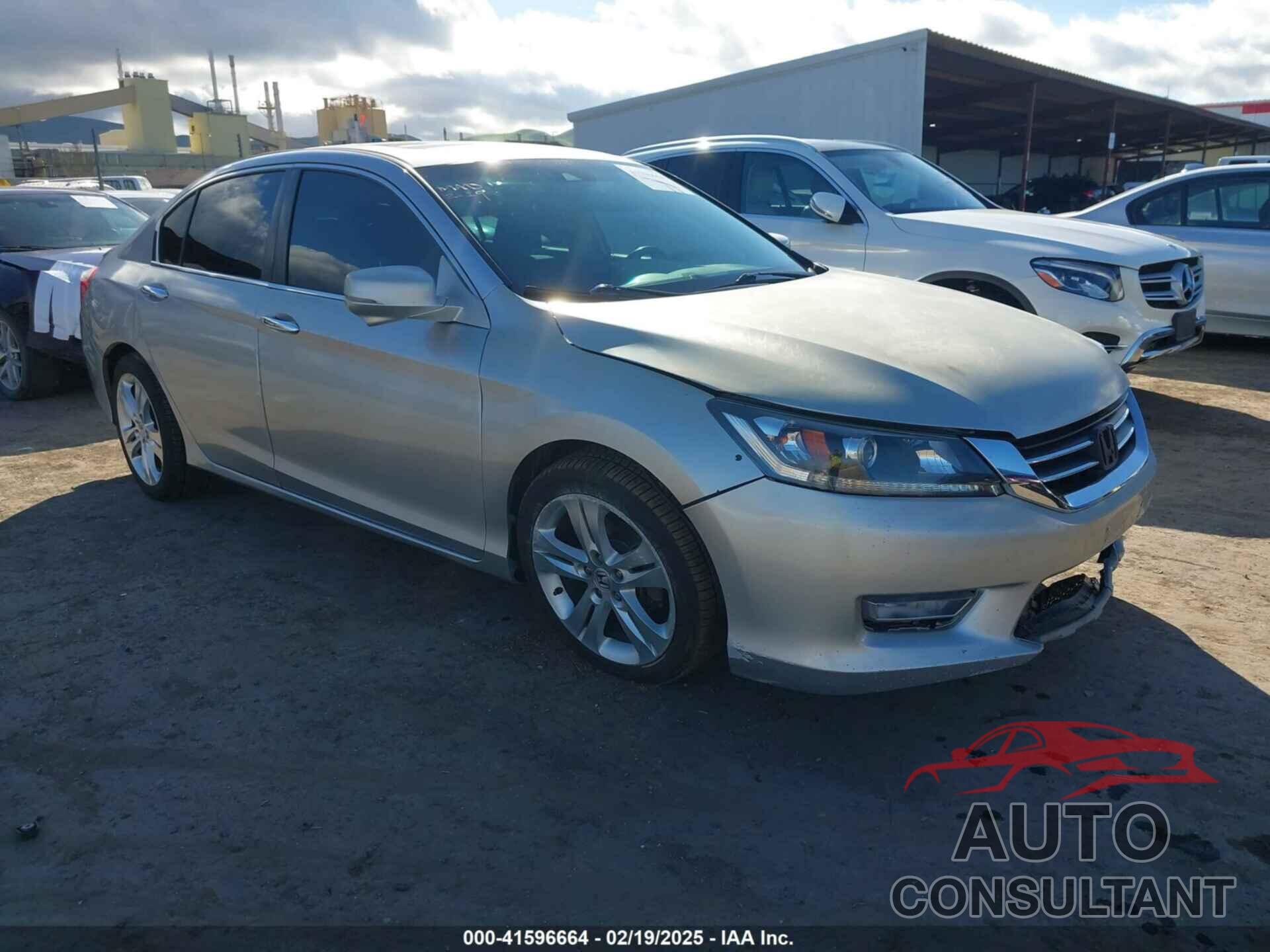 HONDA ACCORD 2013 - 1HGCR2F88DA145770