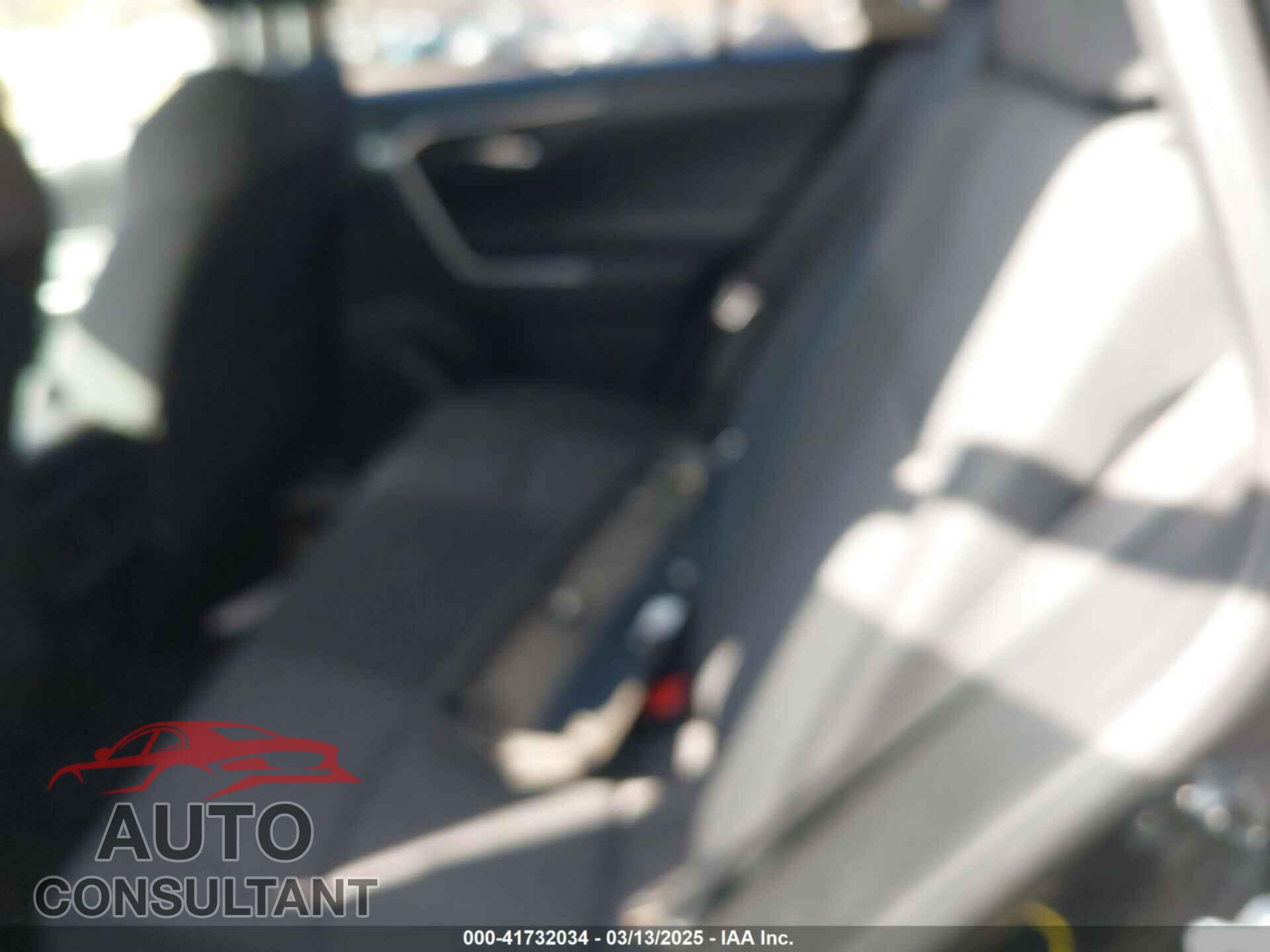 TOYOTA RAV4 2019 - JTMP1RFV5KD009839