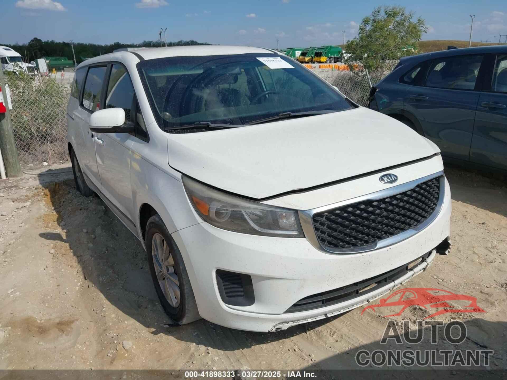 KIA SEDONA 2015 - KNDMA5C18F6081254
