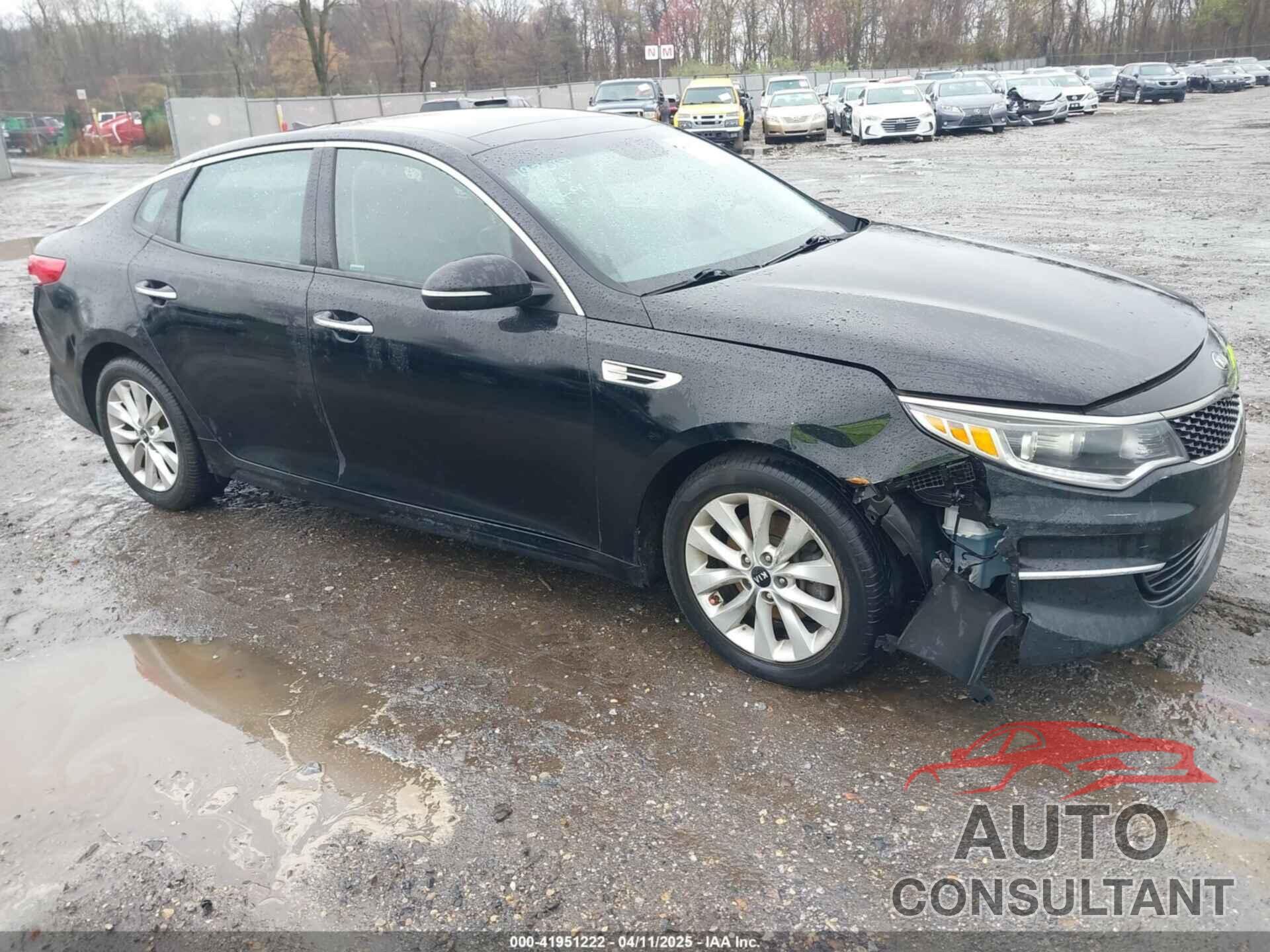 KIA OPTIMA 2018 - 5XXGU4L32JG193039