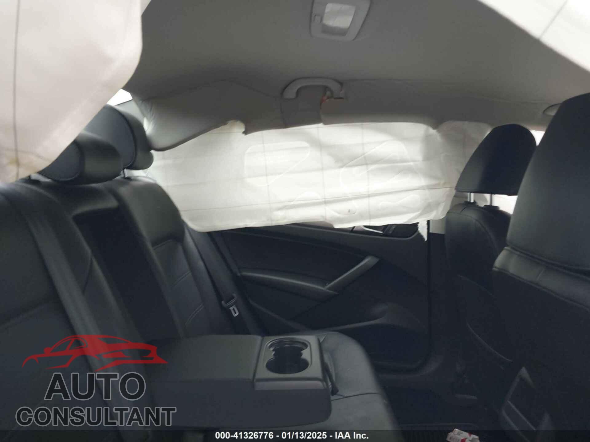 VOLKSWAGEN PASSAT 2014 - 1VWAT7A32EC080658