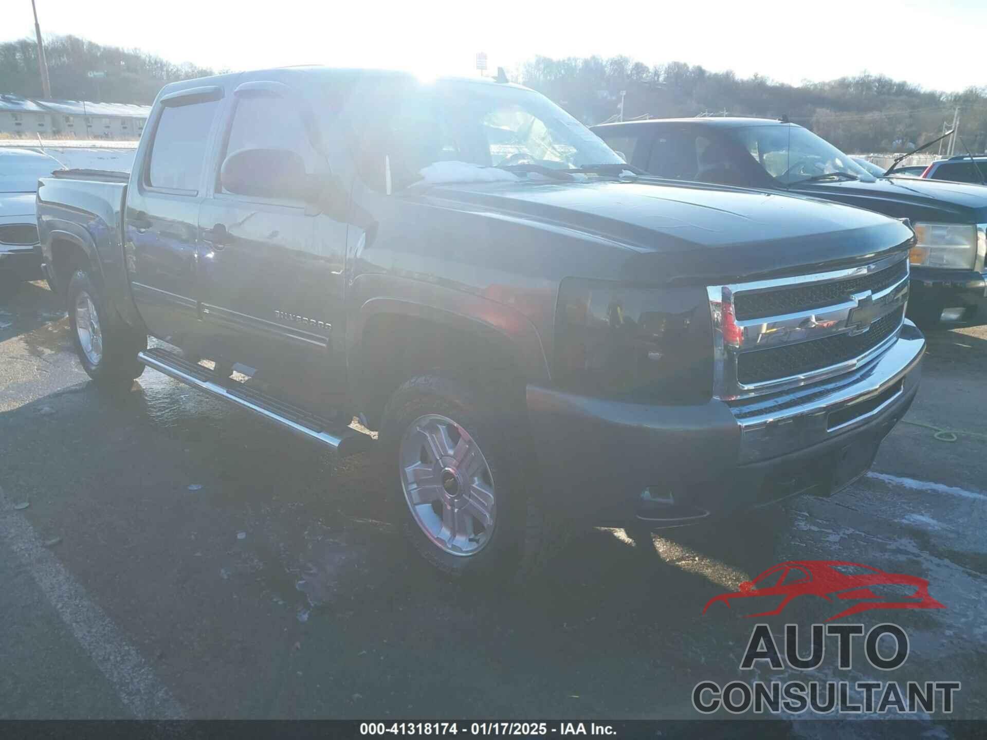 CHEVROLET SILVERADO 1500 2011 - 3GCPKSE33BG306390