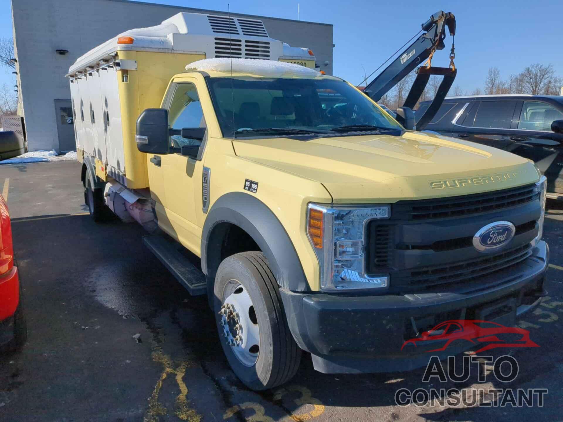 FORD F550 2019 - 1FDUF5GY8KEE44205