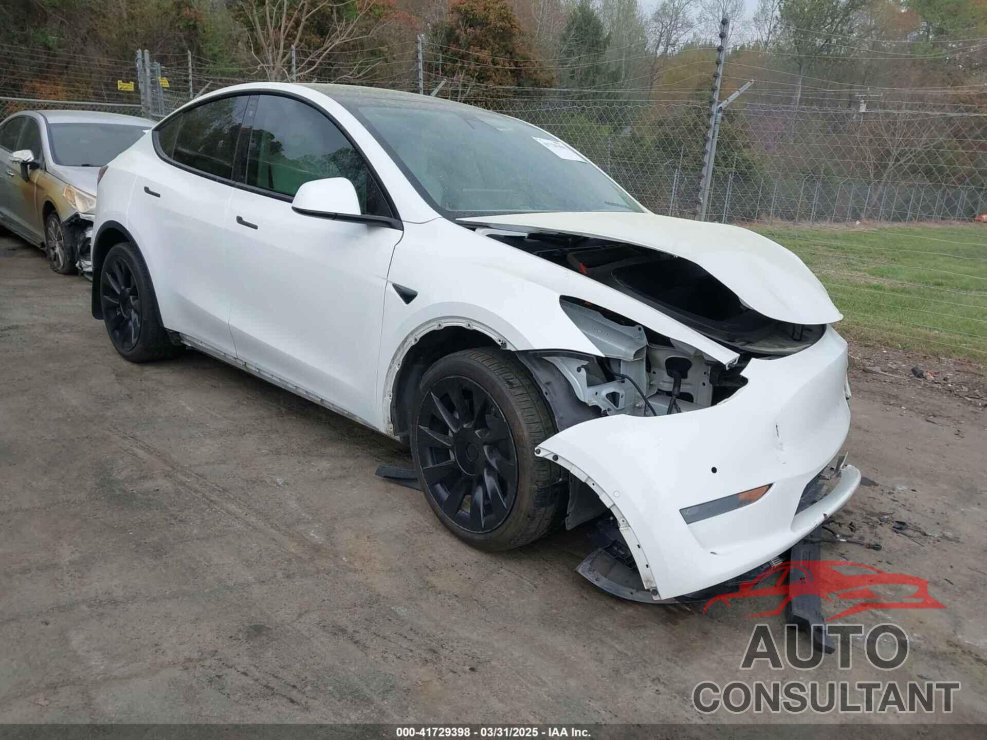 TESLA MODEL Y 2020 - 5YJYGDEE5LF037156