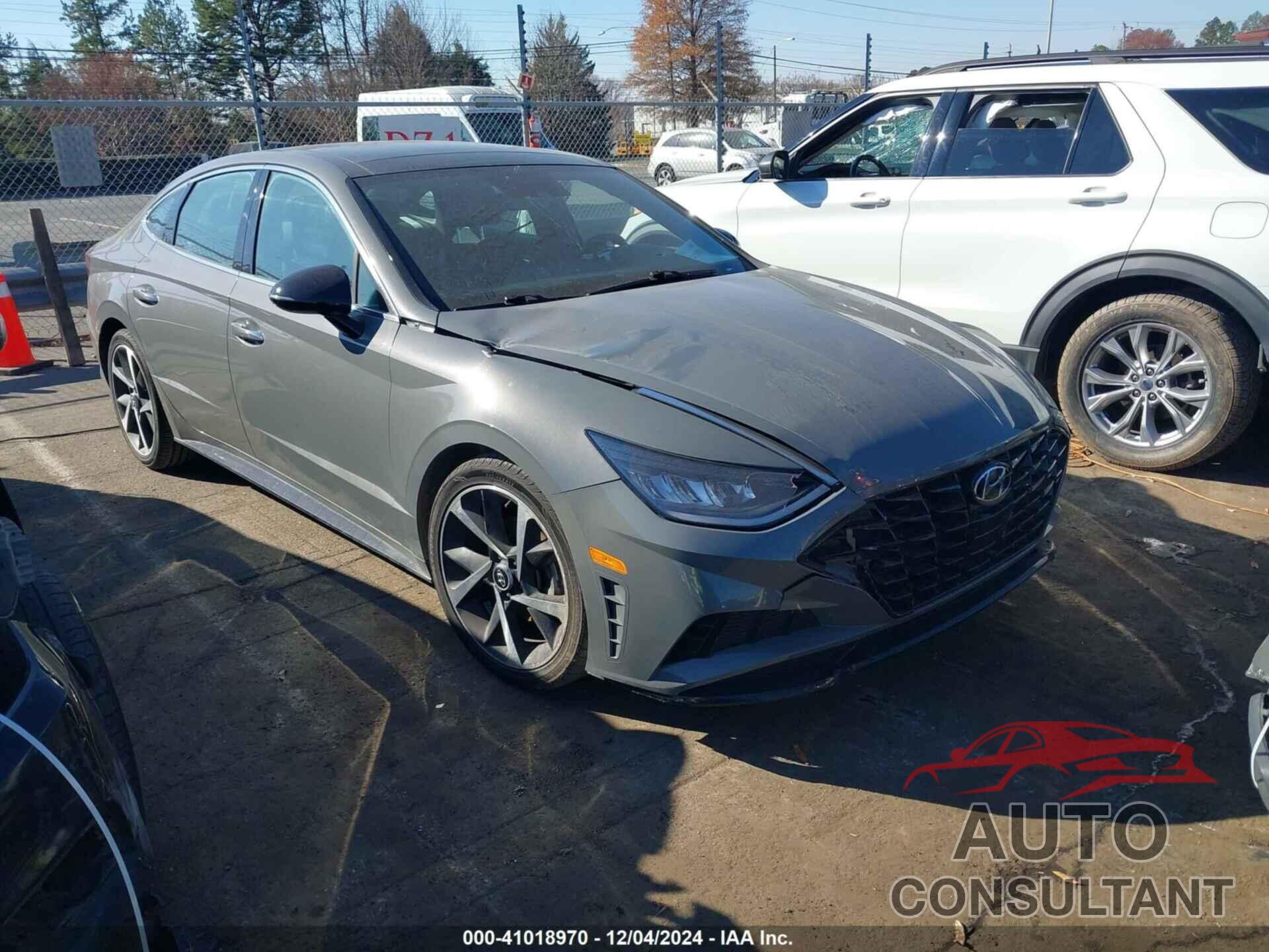 HYUNDAI SONATA 2023 - KMHL44J21PA281833