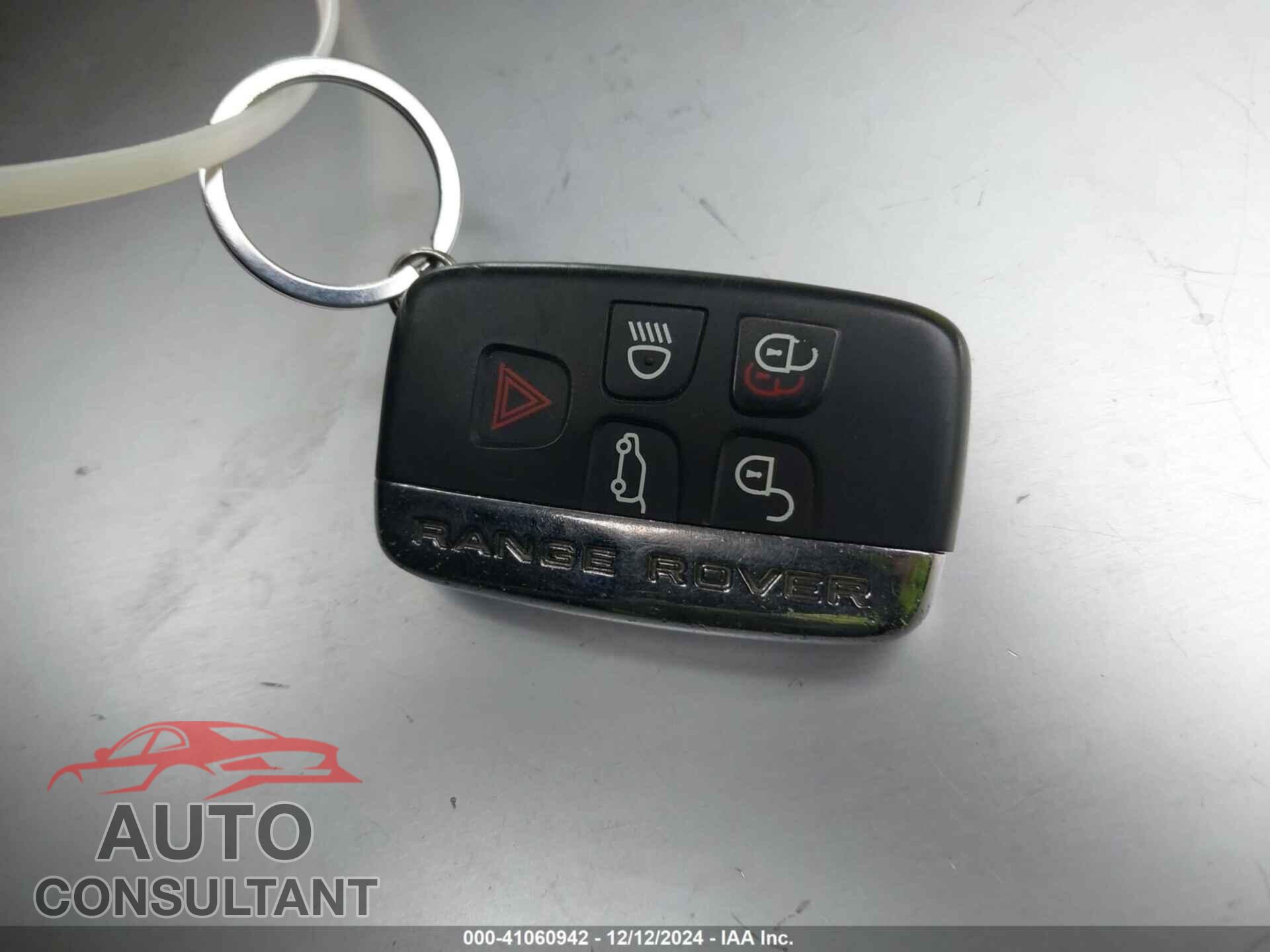 LAND ROVER RANGE ROVER 2017 - SALGS2FE0HA371875