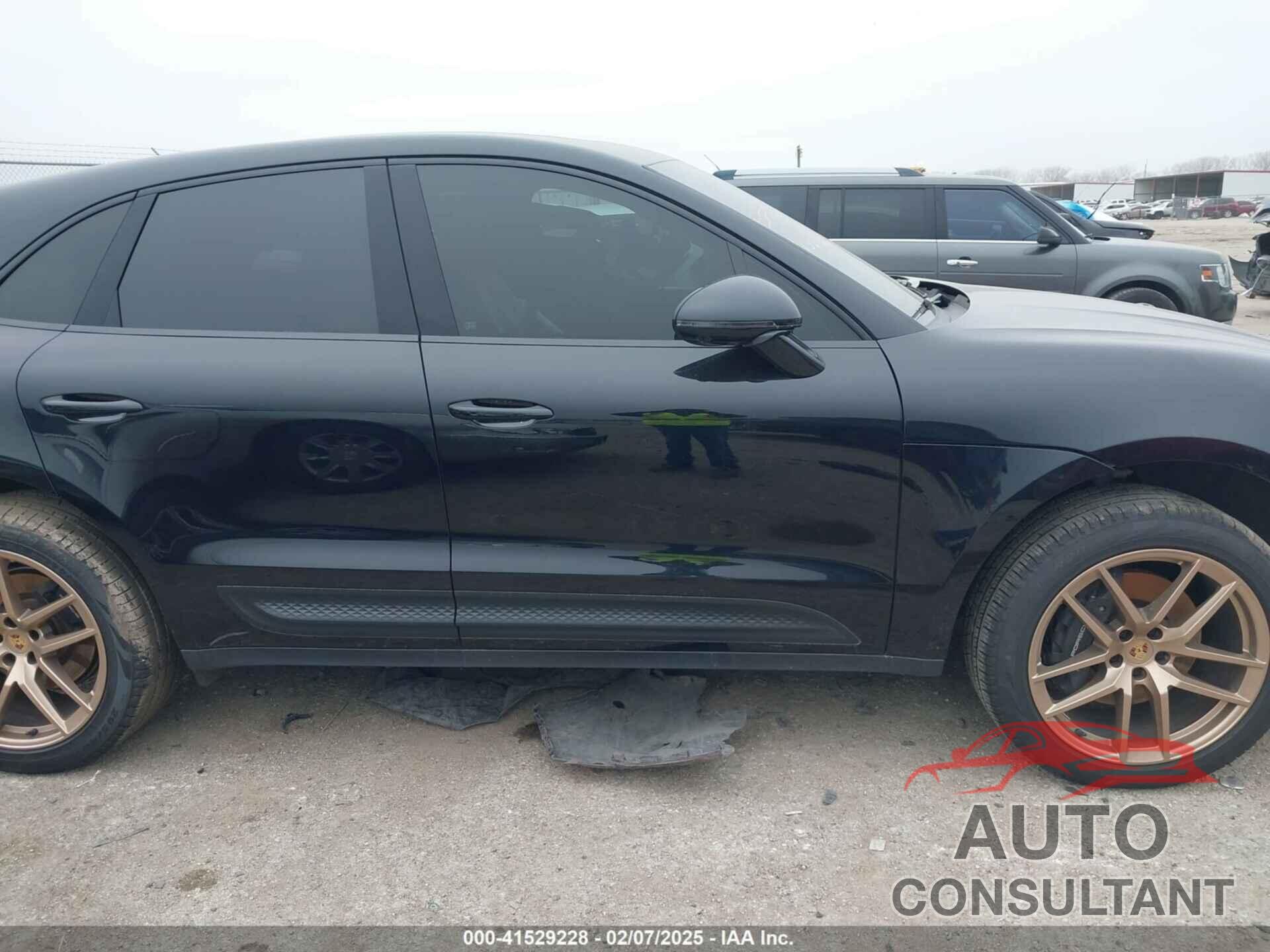 PORSCHE MACAN 2022 - WP1AA2A52NLB06879