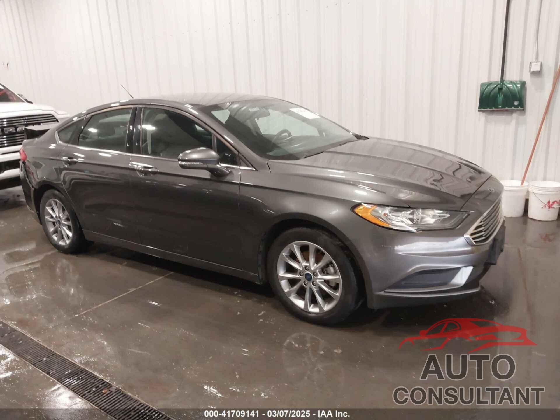 FORD FUSION 2017 - 3FA6P0HDXHR252448
