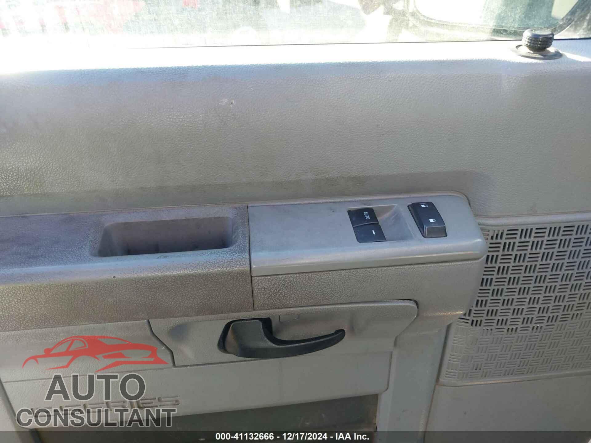 FORD E-150 2012 - 1FTNE1EL4CDA68198