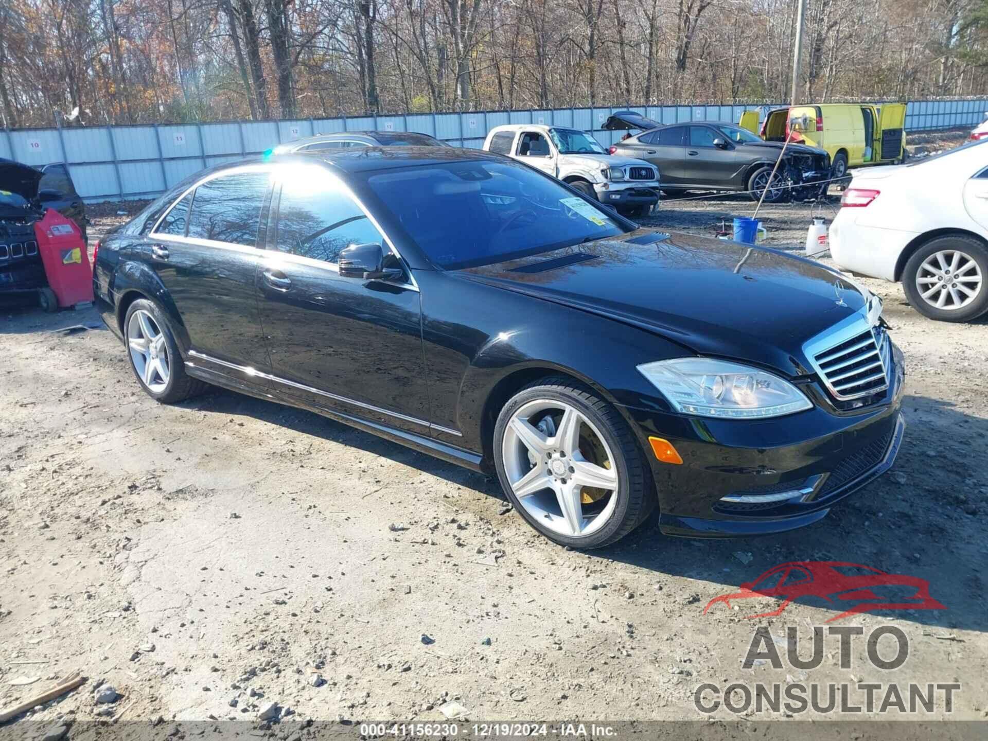 MERCEDES-BENZ S 550 2010 - WDDNG7BB7AA346184