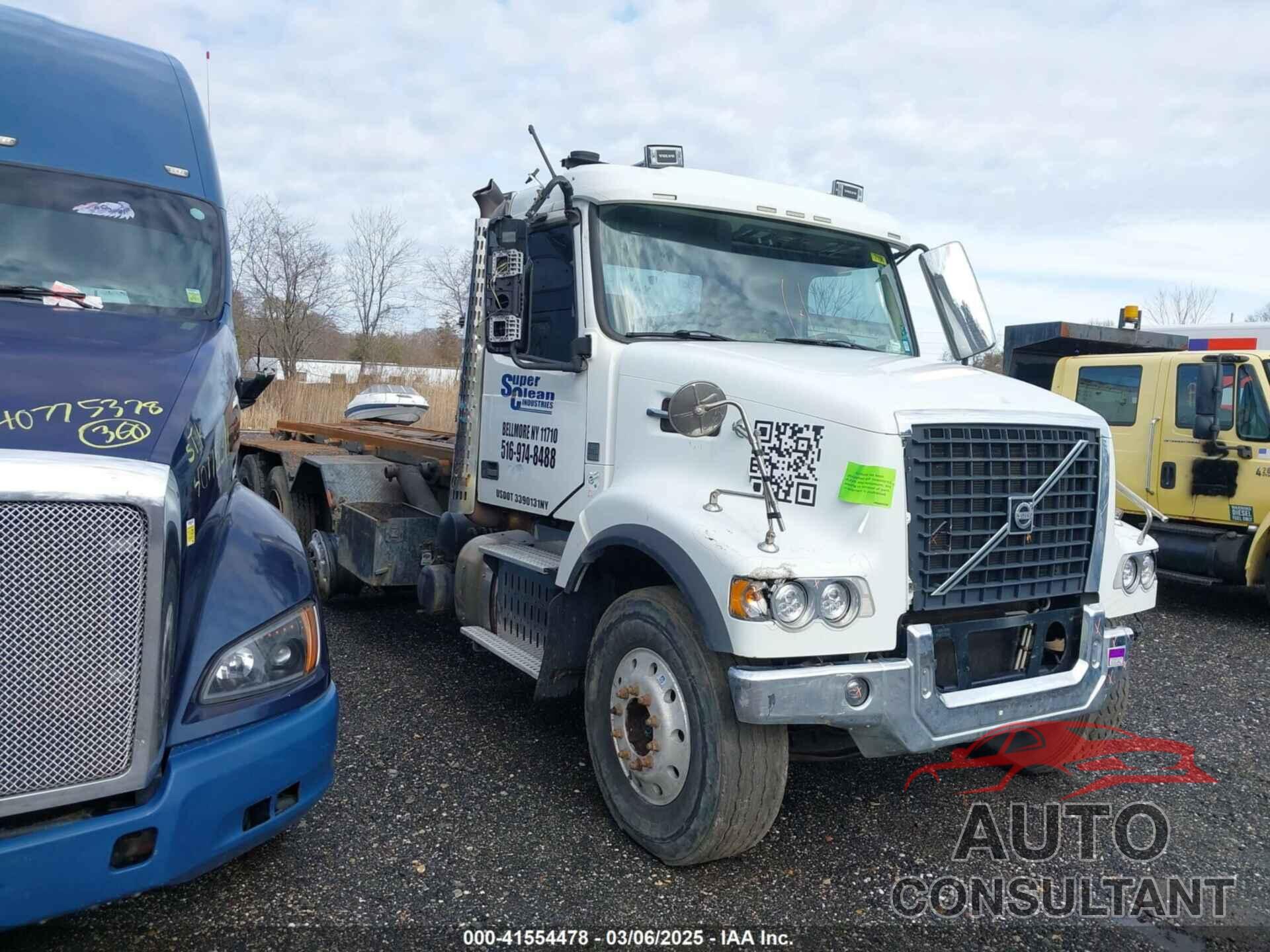 VOLVO VHD 2016 - 4V5K99EH9GN929828
