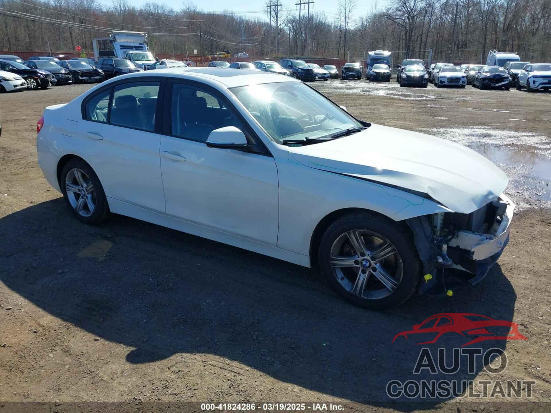 BMW 328I 2013 - WBA3B5G58DNS04492