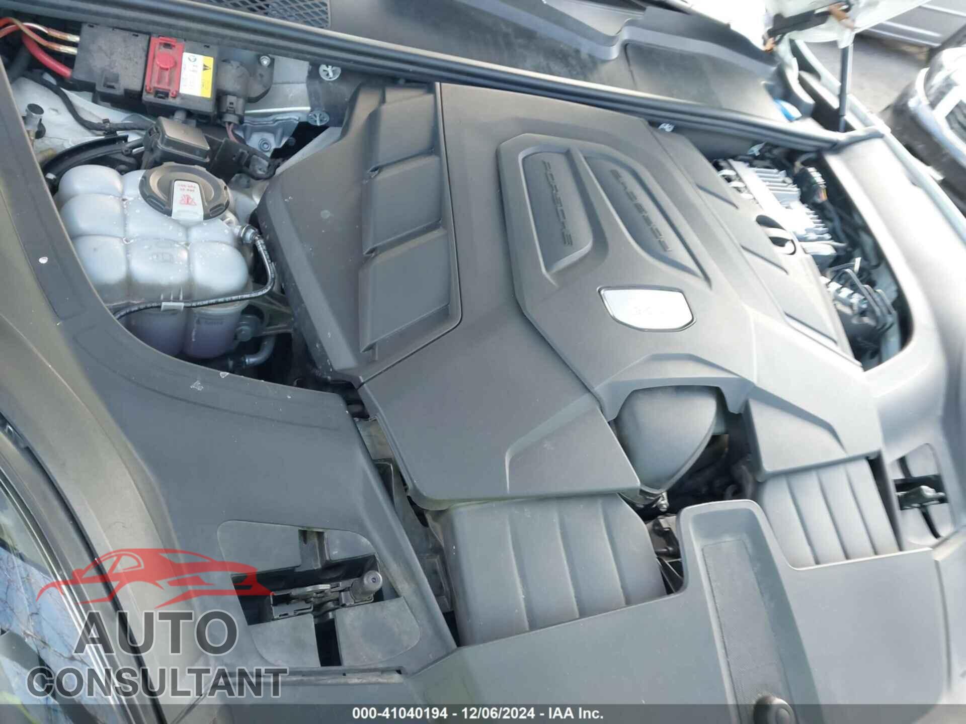 PORSCHE CAYENNE 2019 - WP1AA2AY4KDA12700