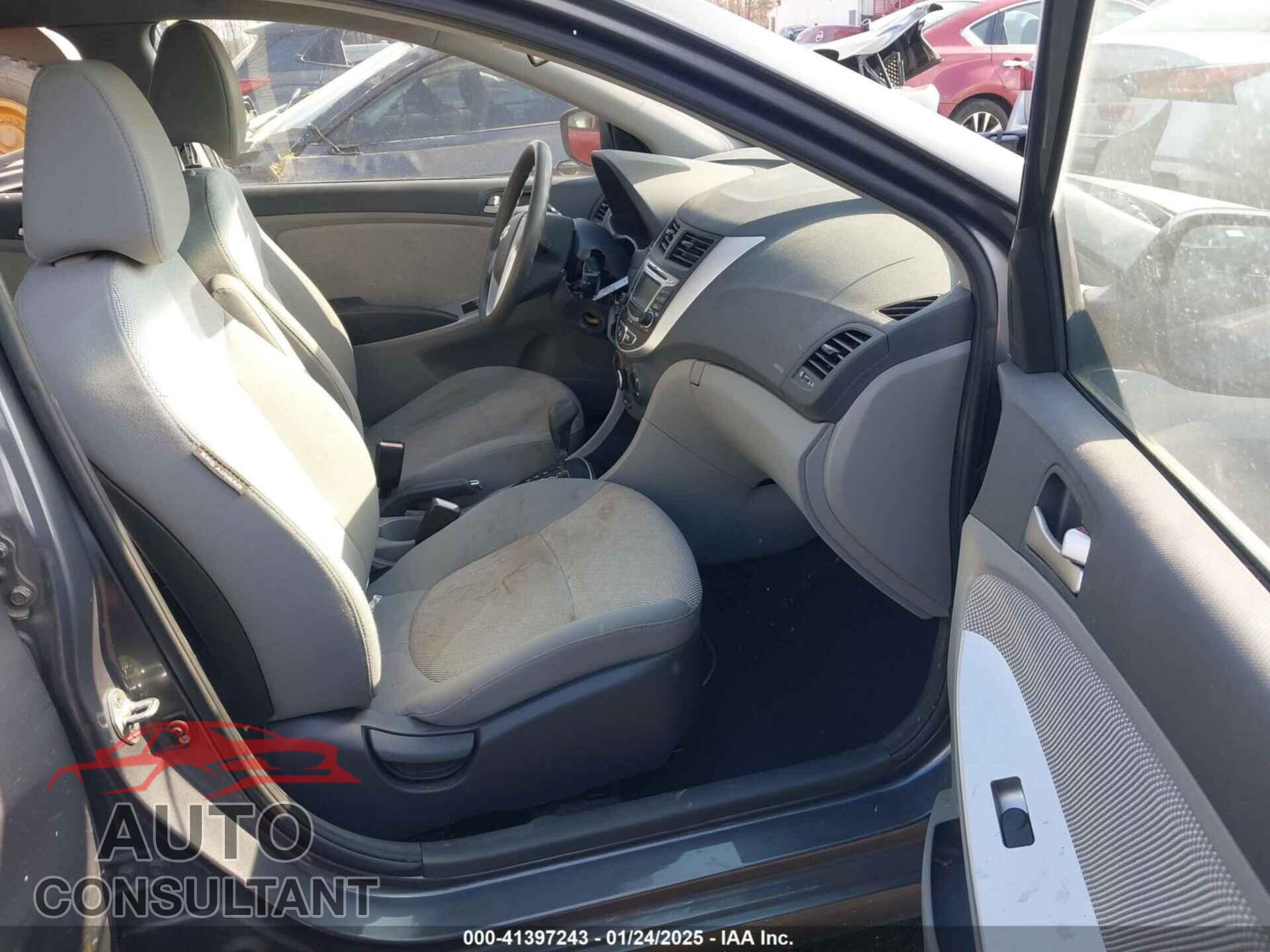 HYUNDAI ACCENT 2012 - KMHCT4AE1CU215143