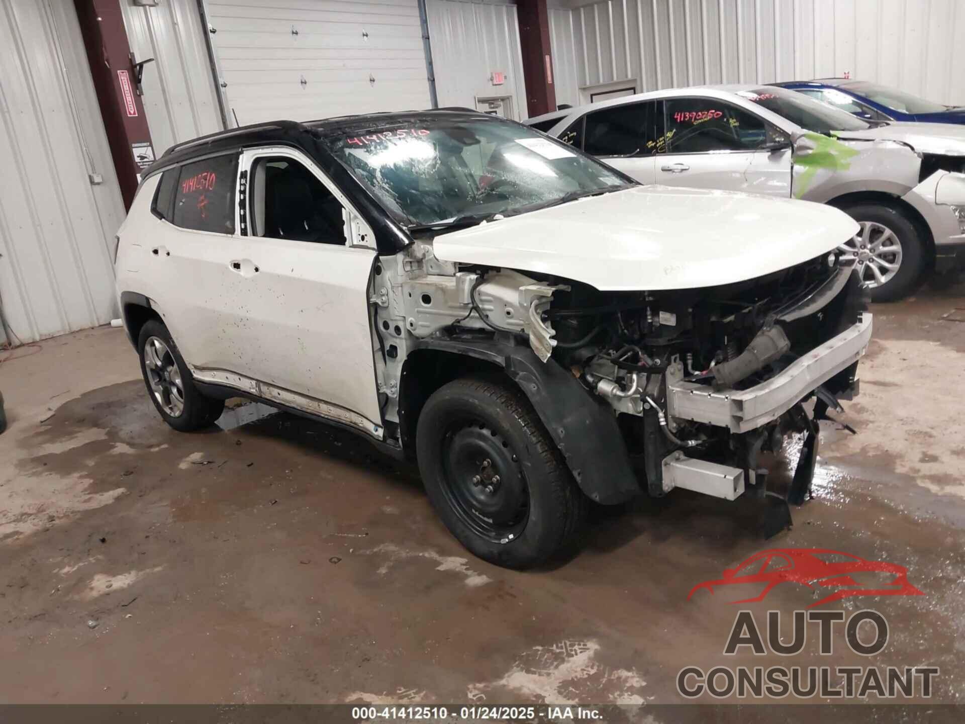 JEEP COMPASS 2018 - 3C4NJDCB2JT205363