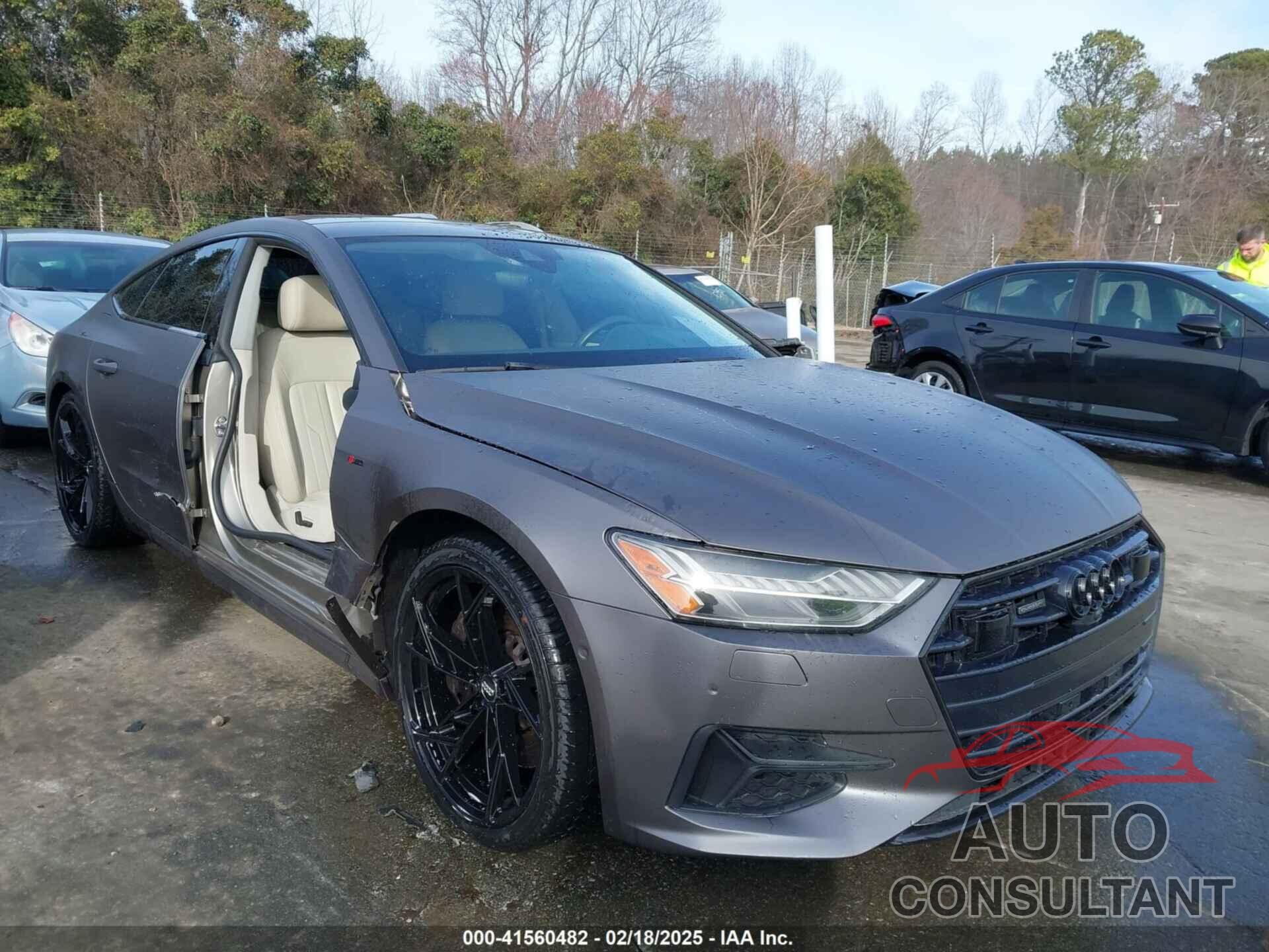 AUDI A7 2019 - WAUR2AF22KN029857