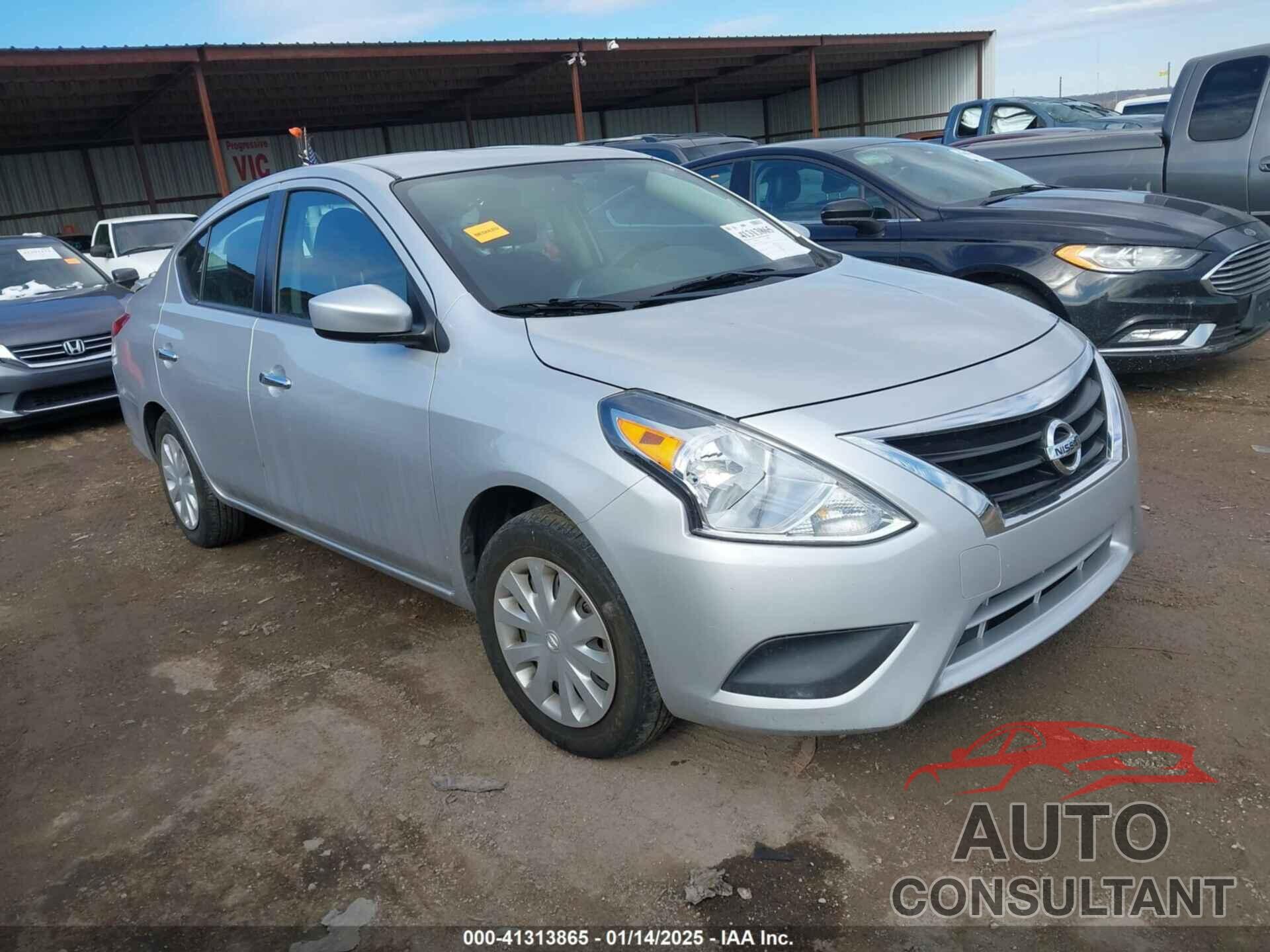 NISSAN VERSA 2018 - 3N1CN7AP7JL875599