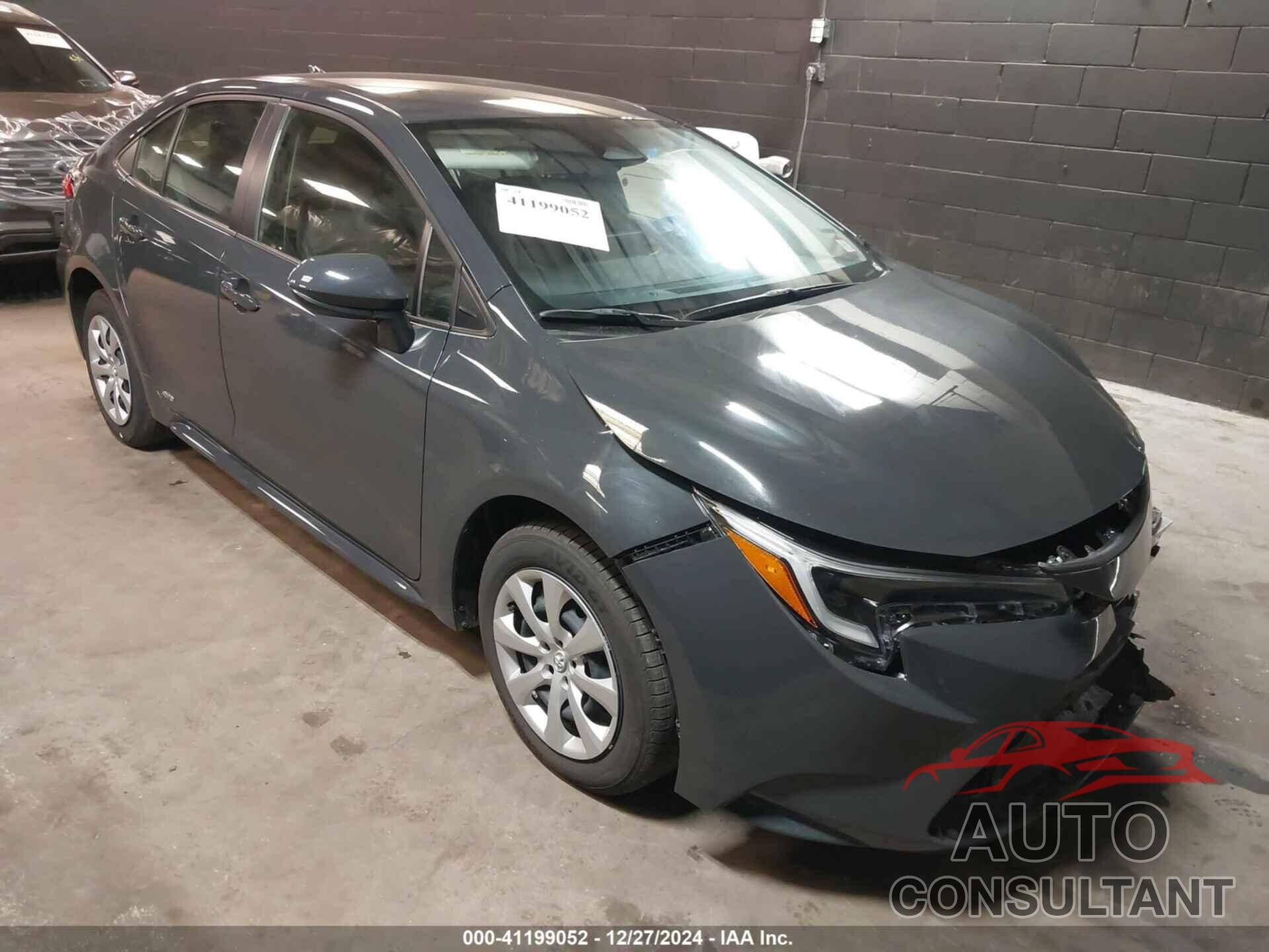 TOYOTA COROLLA 2024 - JTDBDMHE9R3009022
