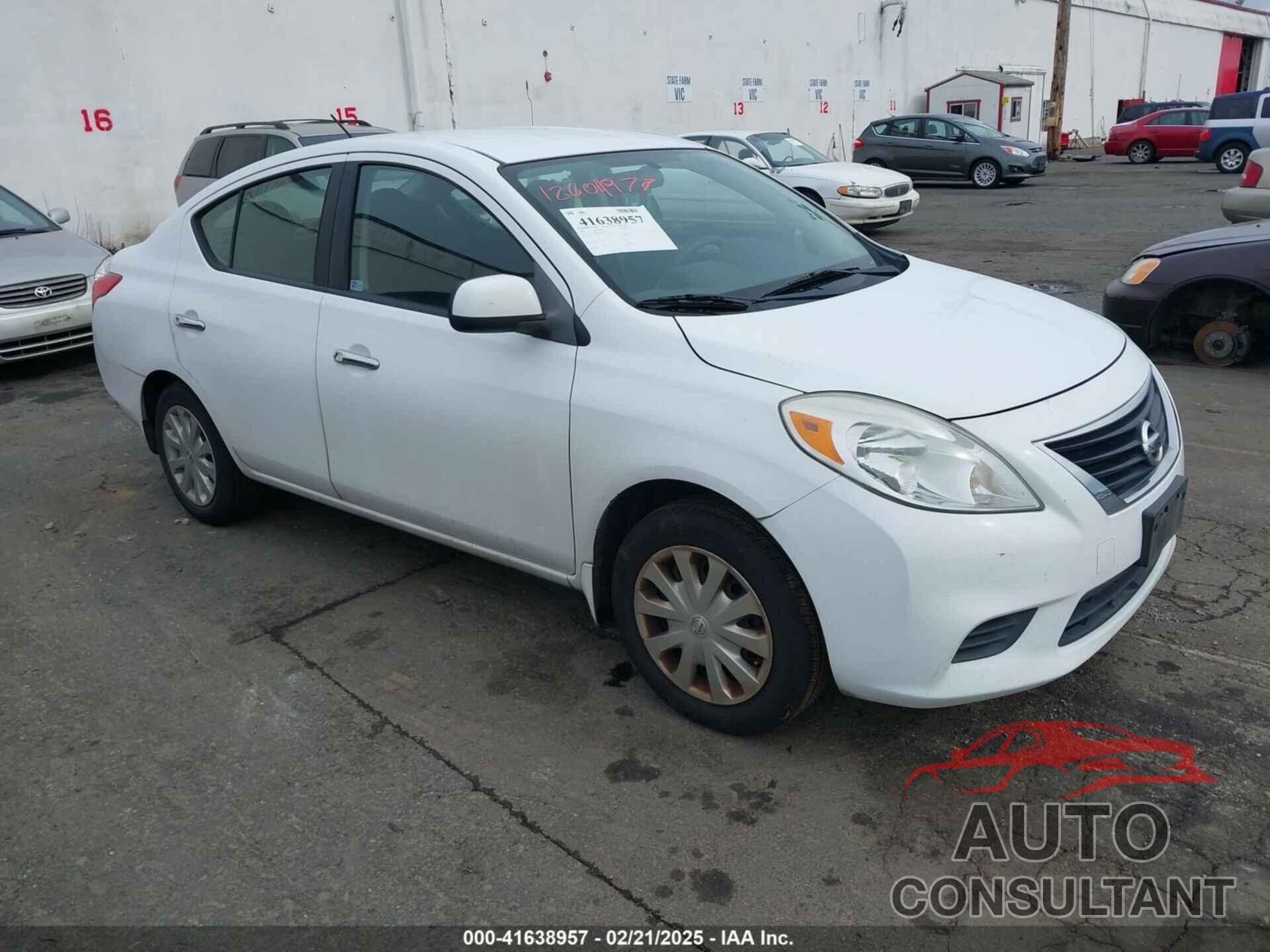 NISSAN VERSA 2012 - 3N1CN7AP6CL848932