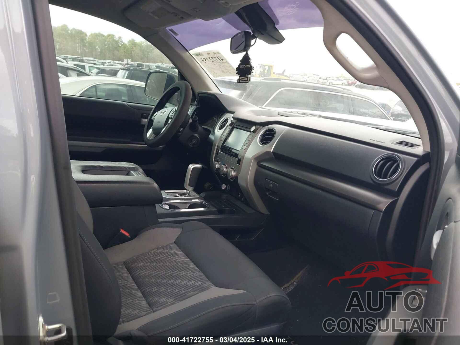 TOYOTA TUNDRA 2019 - 5TFEY5F16KX247691