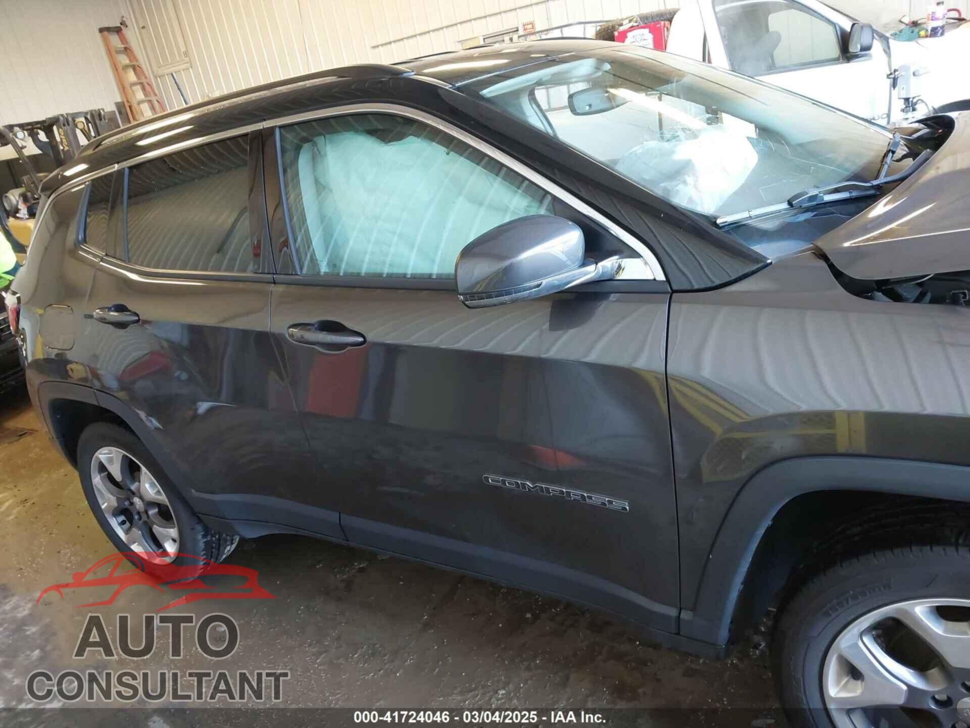 JEEP COMPASS 2020 - 3C4NJDCB5LT100593