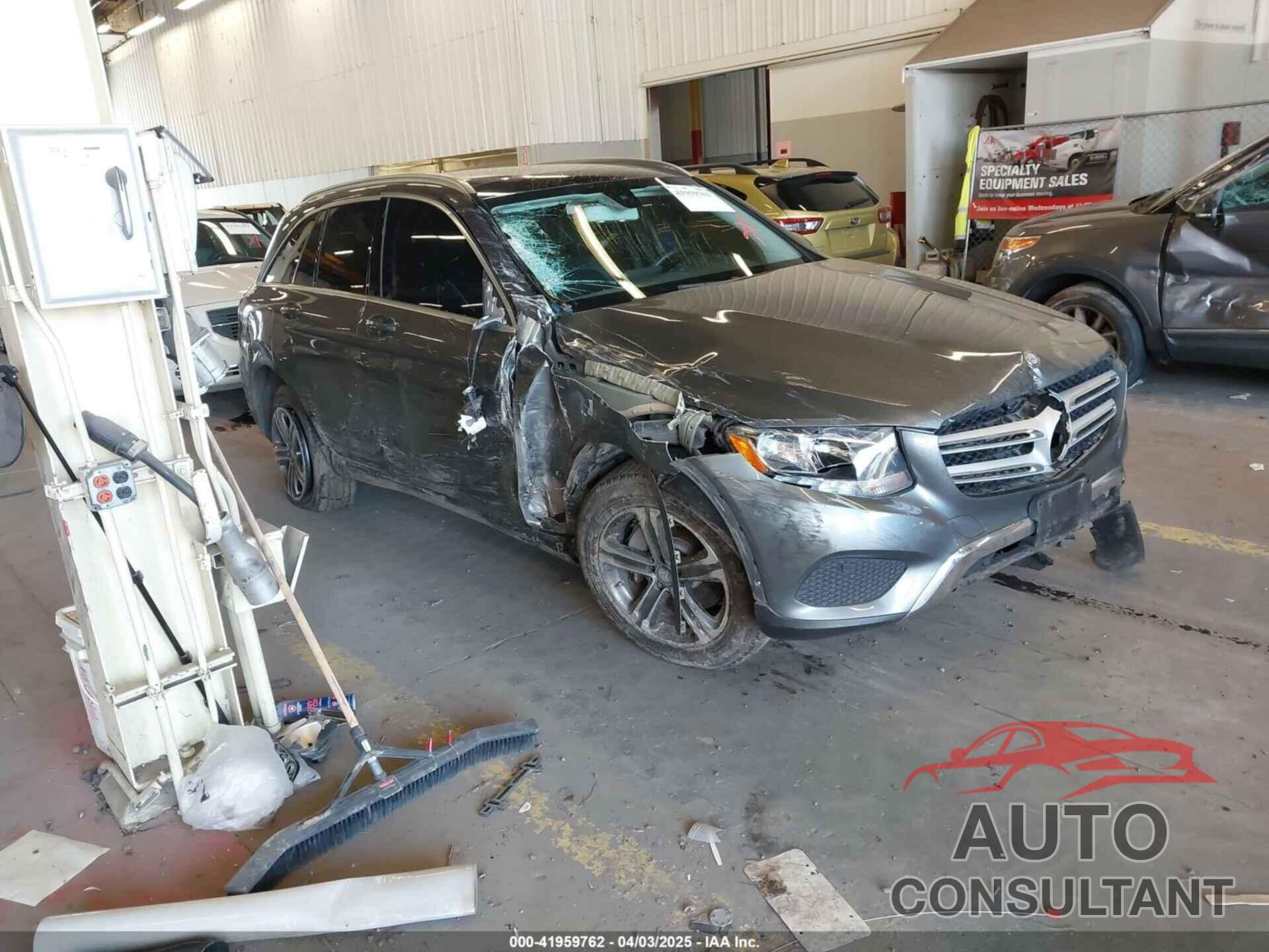MERCEDES-BENZ GLC 300 2016 - WDC0G4KB3GF032072