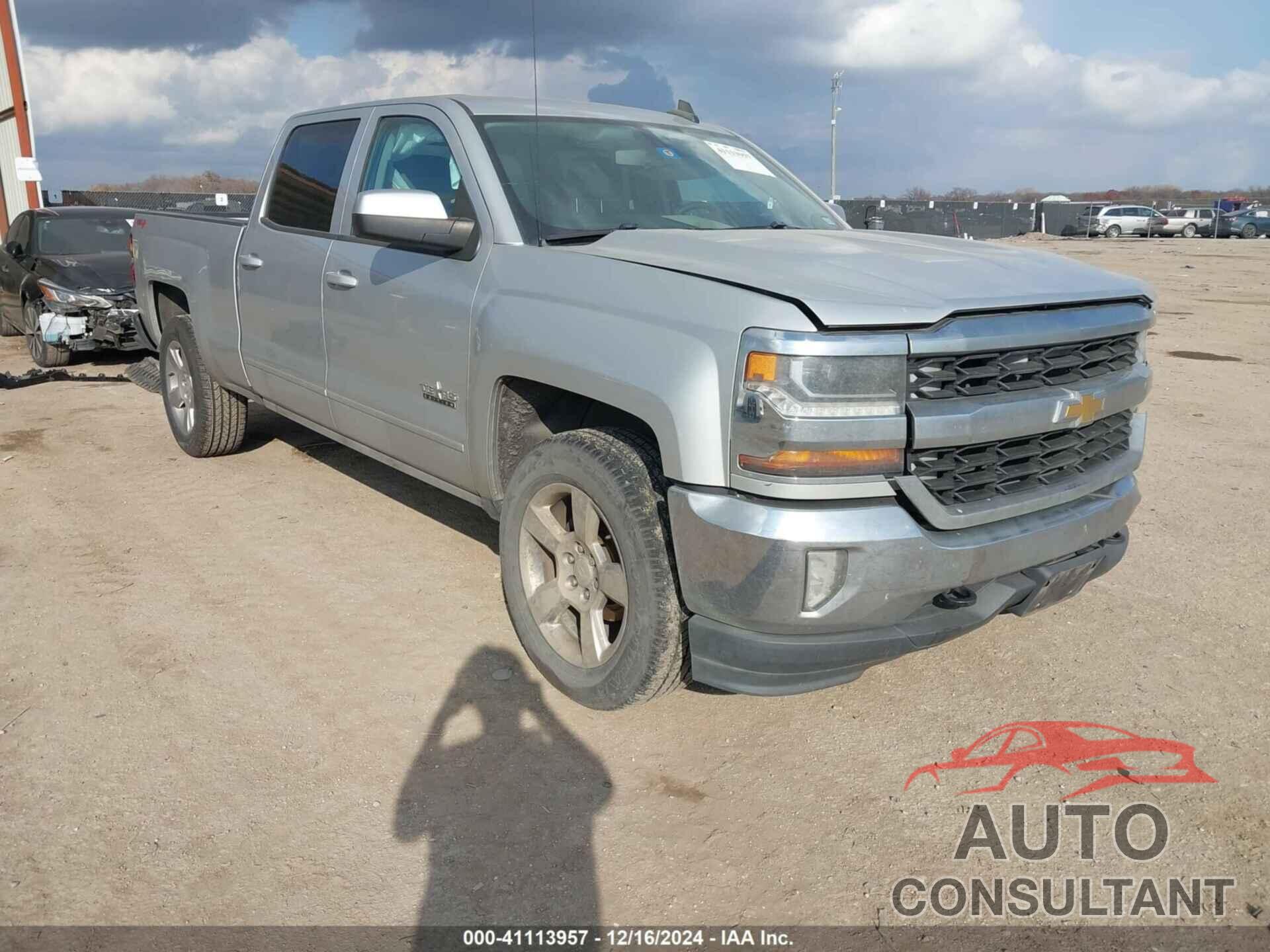CHEVROLET SILVERADO 1500 2016 - 1GCUKREC4GF182456