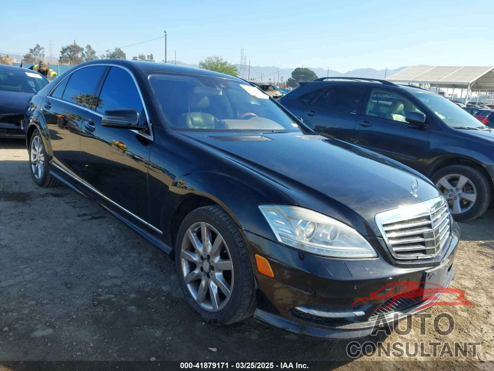 MERCEDES-BENZ S 550 2010 - WDDNG7BB4AA326149