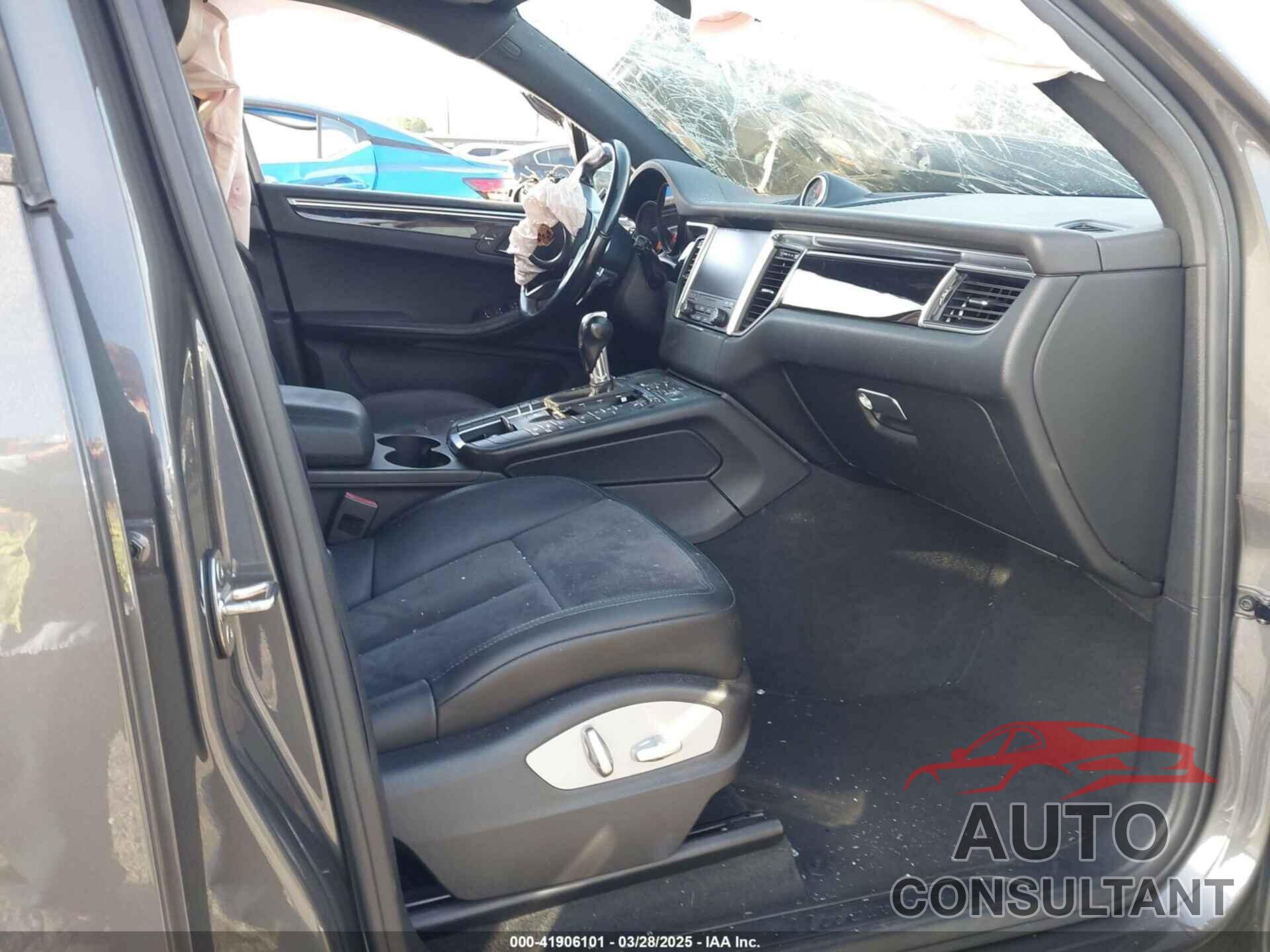 PORSCHE MACAN 2018 - WP1AA2A54JLB14685