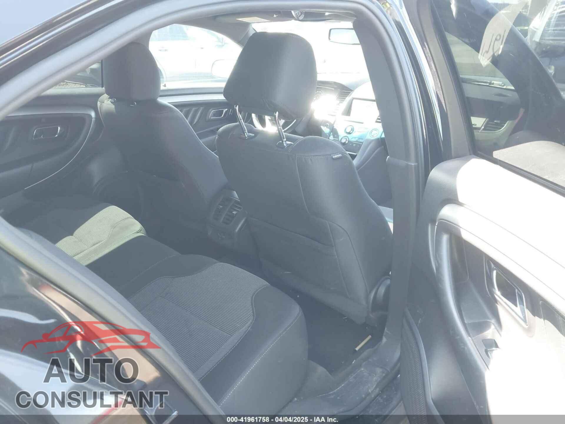 FORD TAURUS 2013 - 1FAHP2E81DG174218