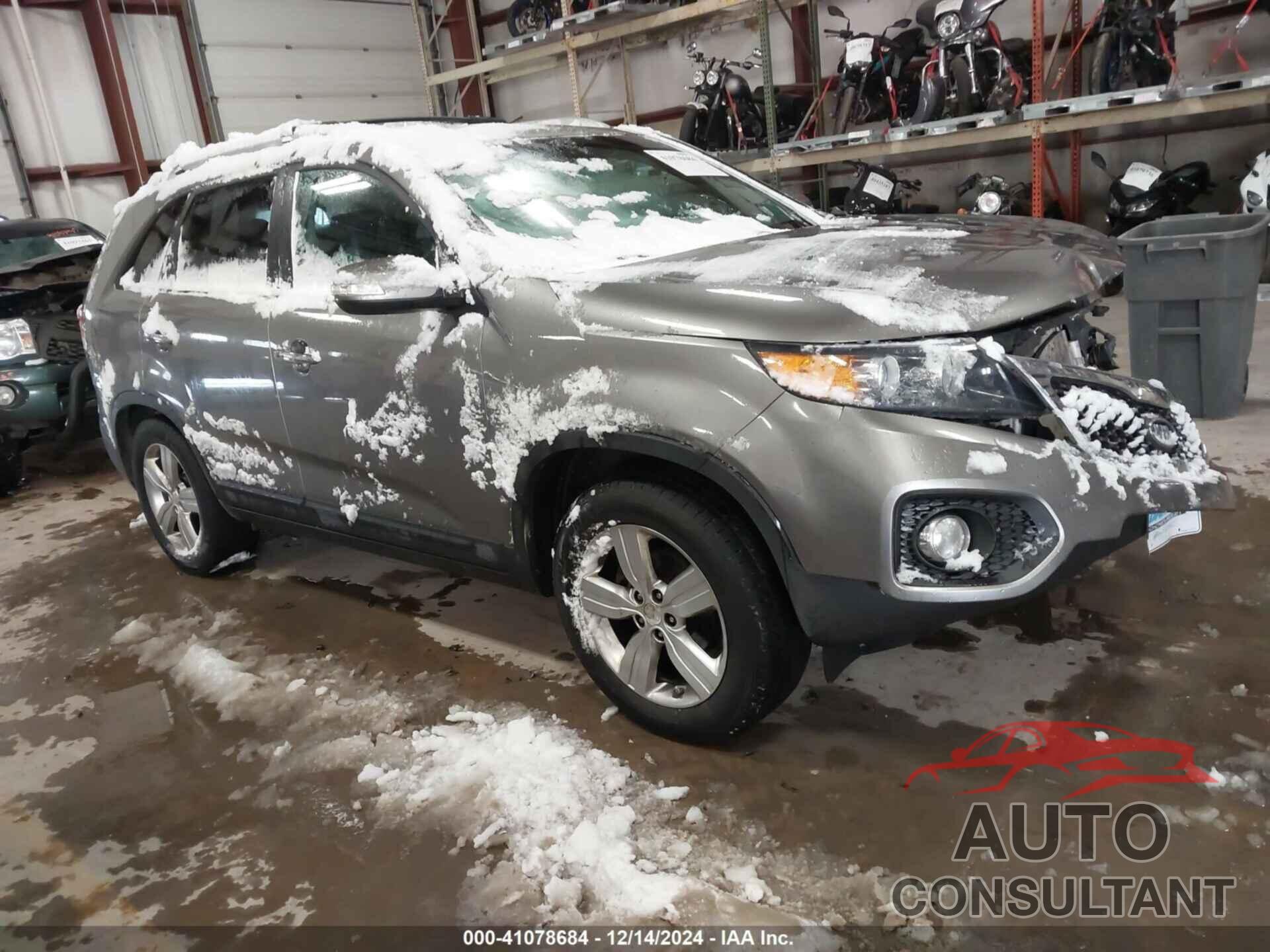 KIA SORENTO 2013 - 5XYKU3A62DG417797