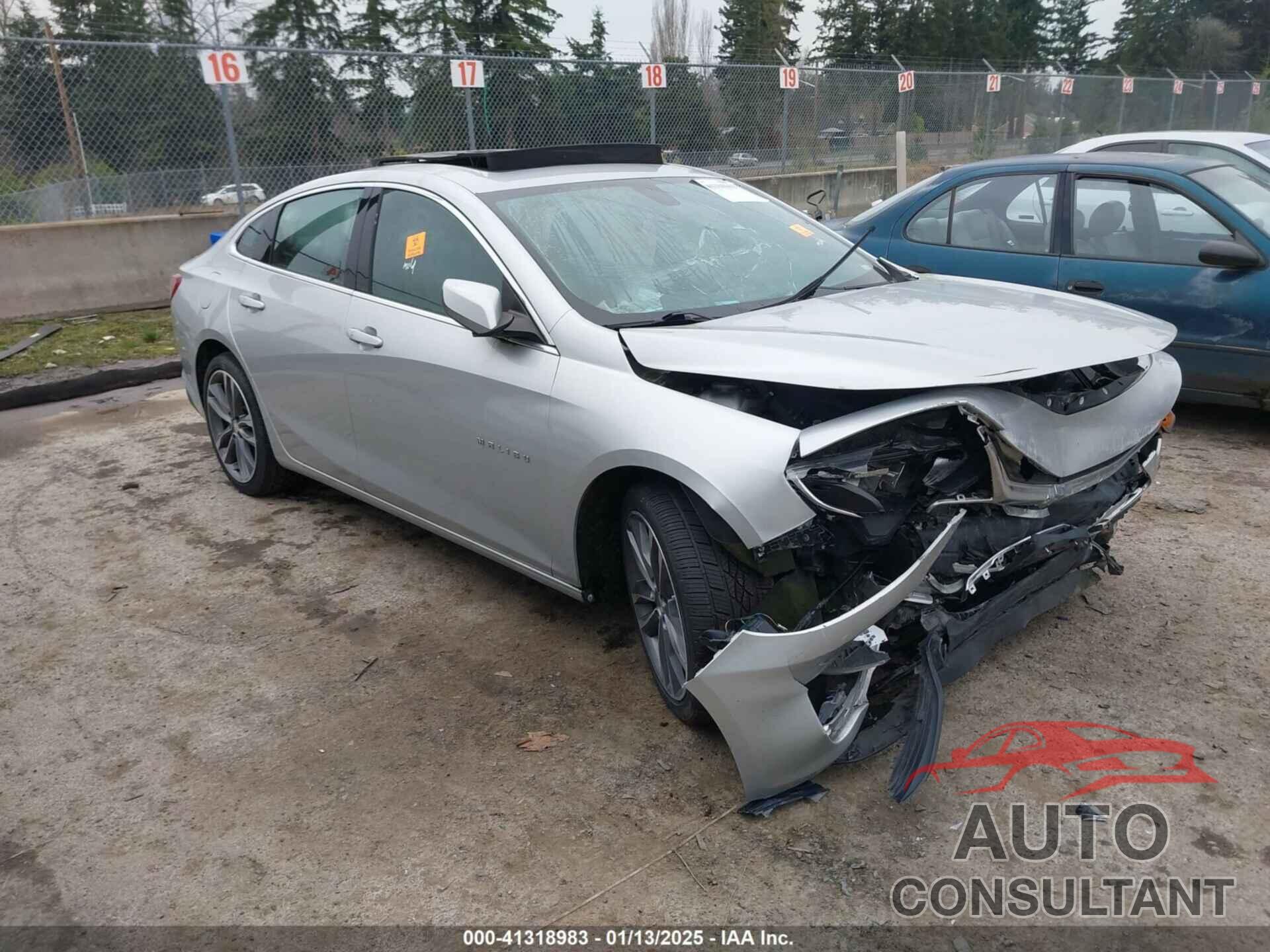 CHEVROLET MALIBU 2021 - 1G1ZD5ST4MF023180