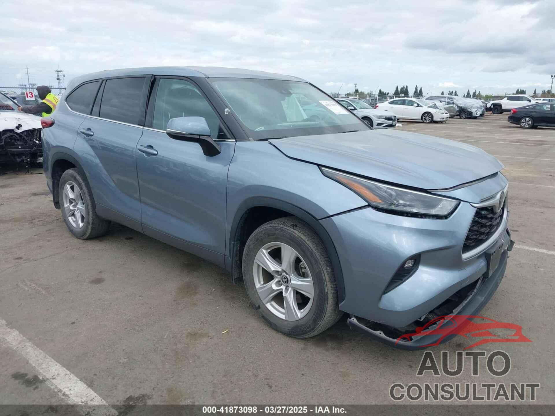 TOYOTA HIGHLANDER 2022 - 5TDZZRAH3NS118456