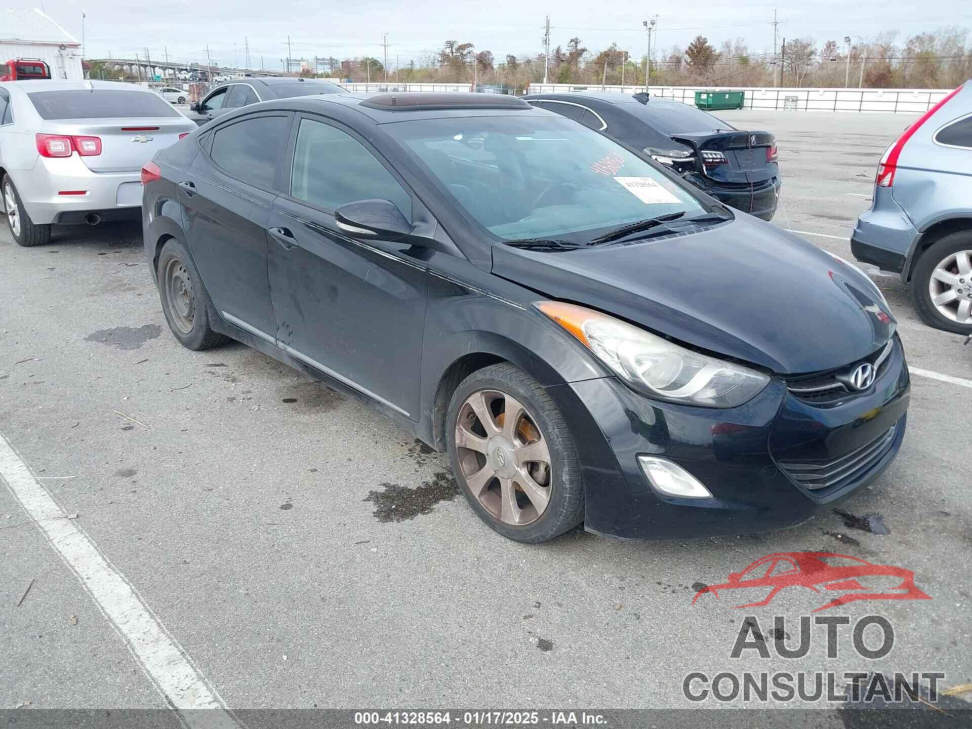 HYUNDAI ELANTRA 2013 - KMHDH4AE3DU569012