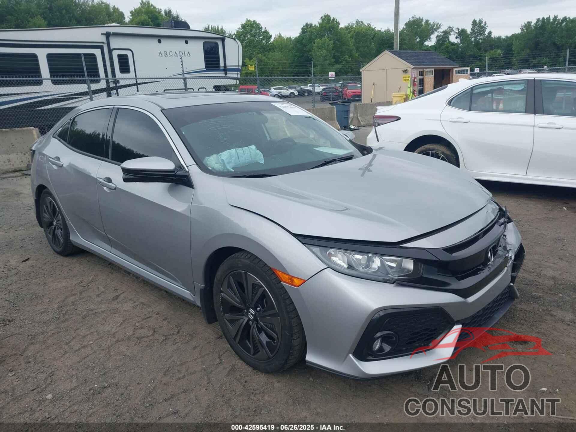 HONDA CIVIC 2018 - SHHFK7H58JU222638