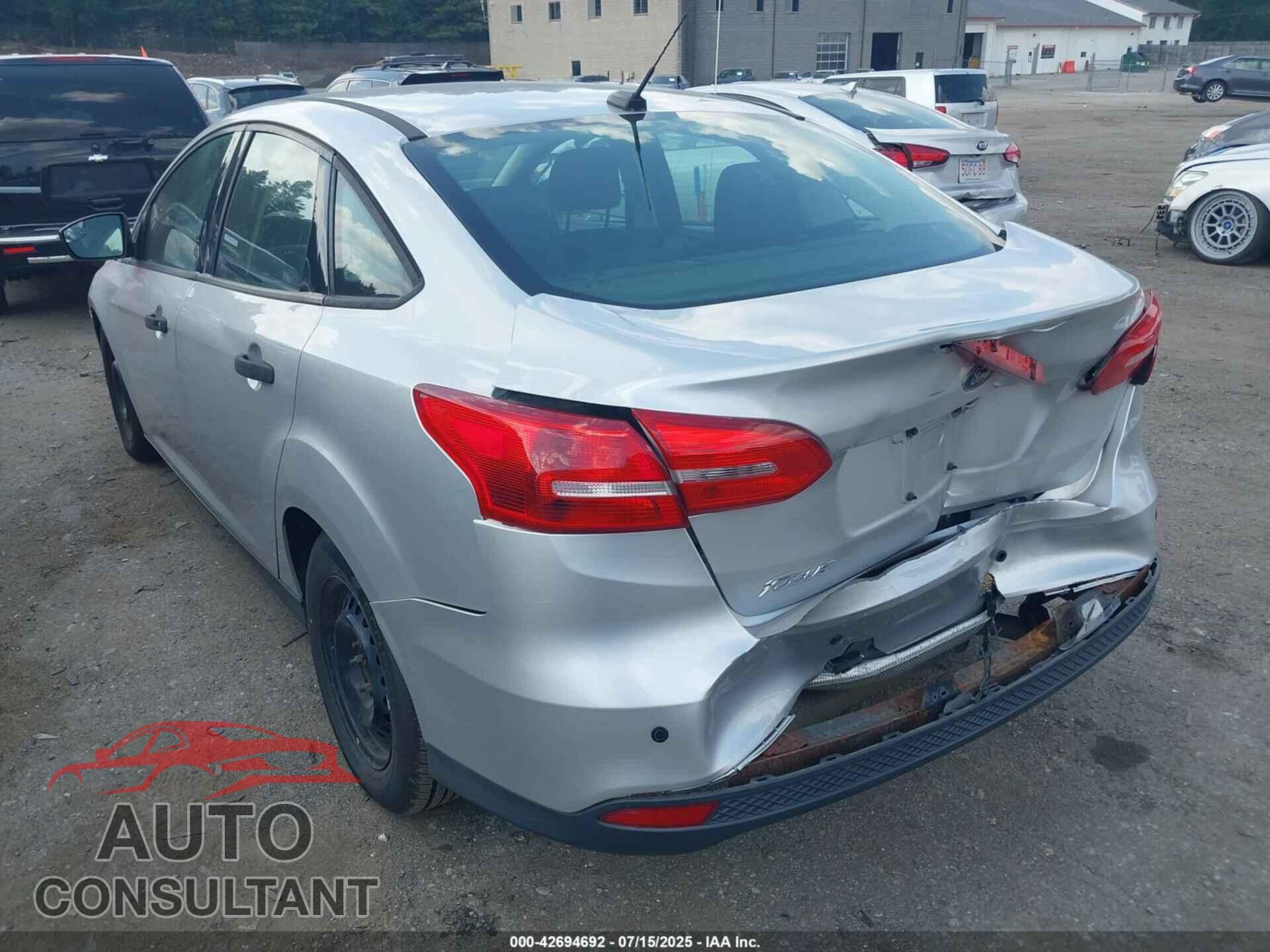 FORD FOCUS 2017 - 1FADP3E27HL237836