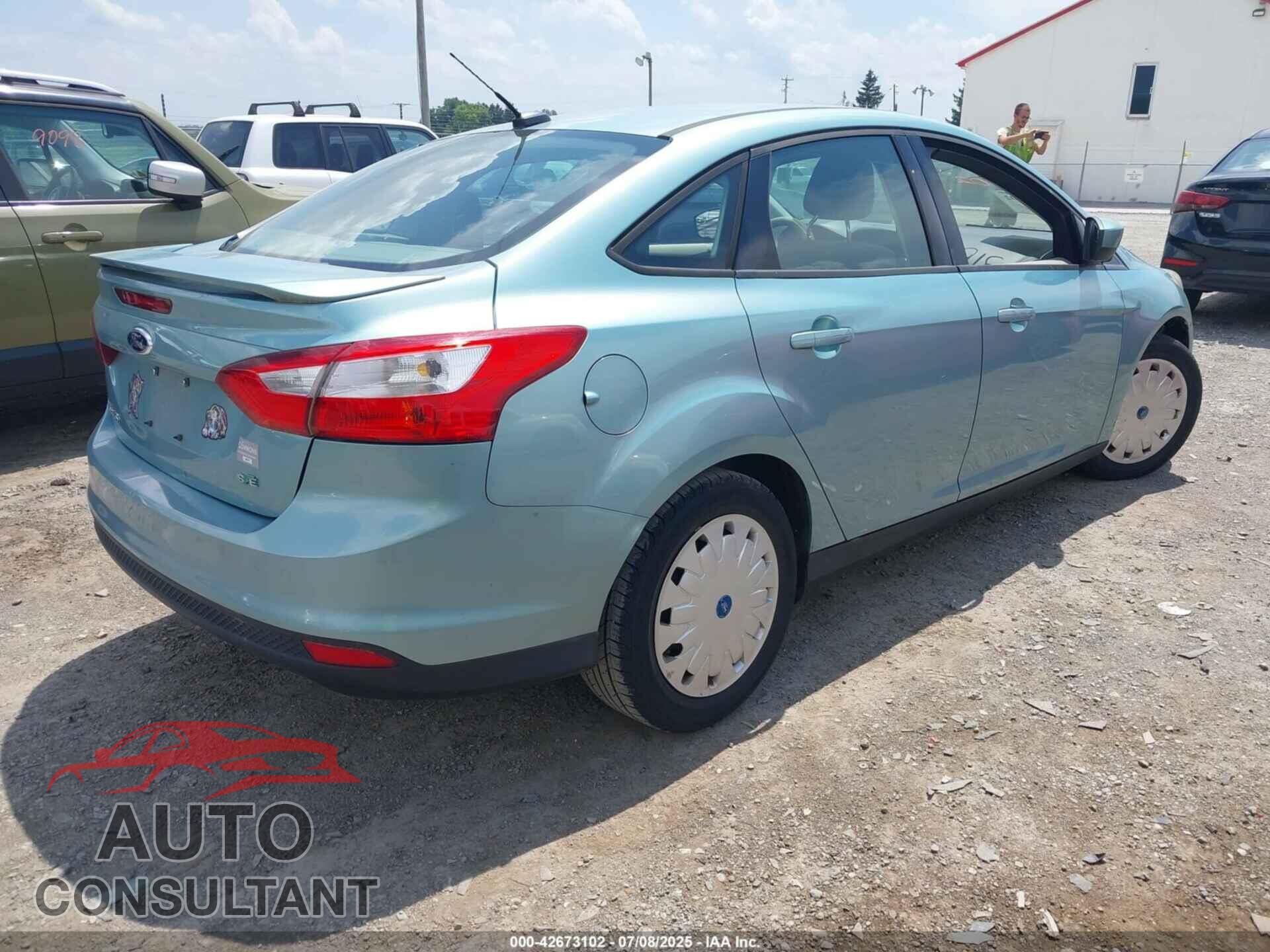 FORD FOCUS 2012 - 1FAHP3F2XCL240934